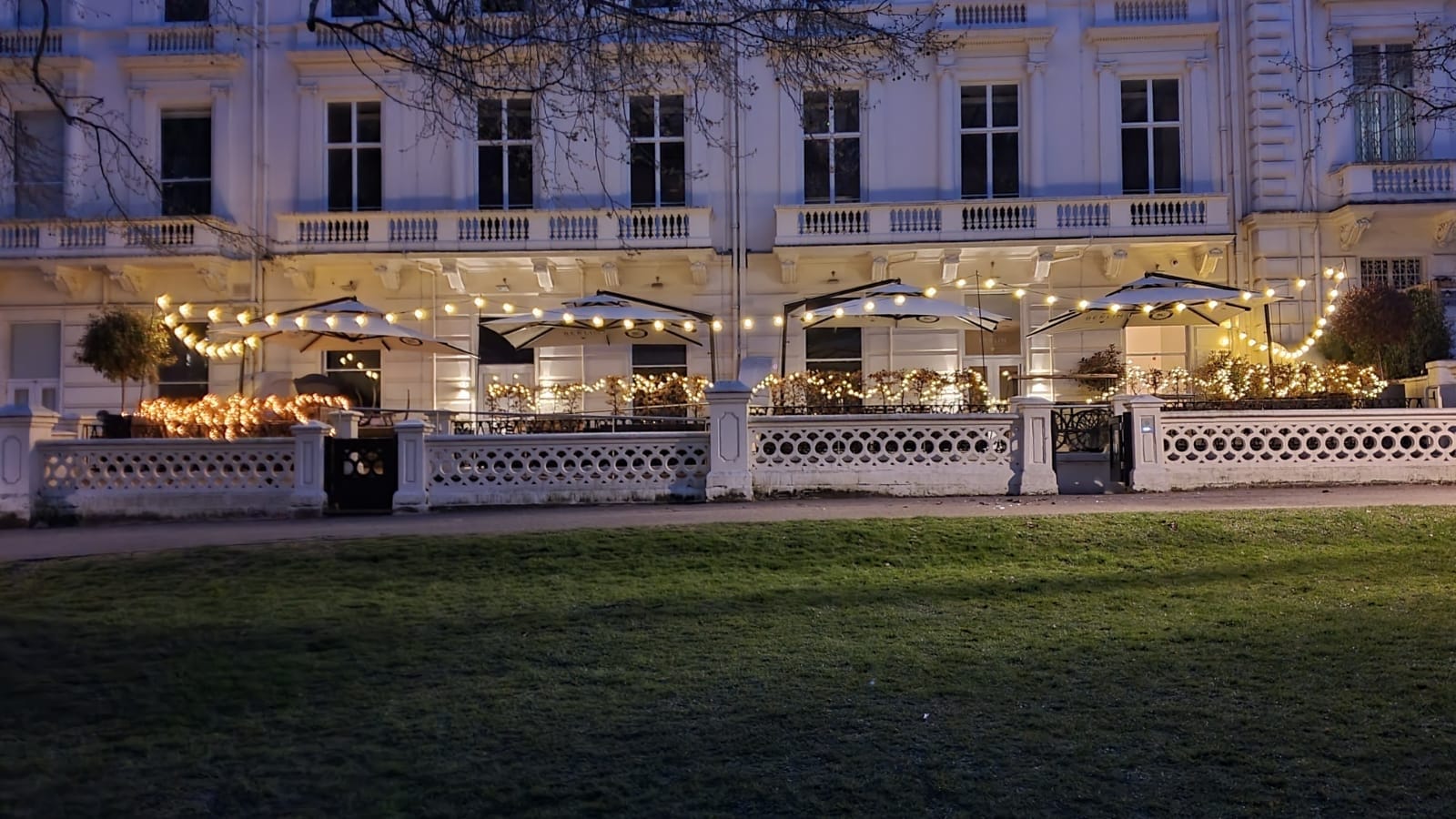 Terrace for up to 84 seated - 130 standing 1