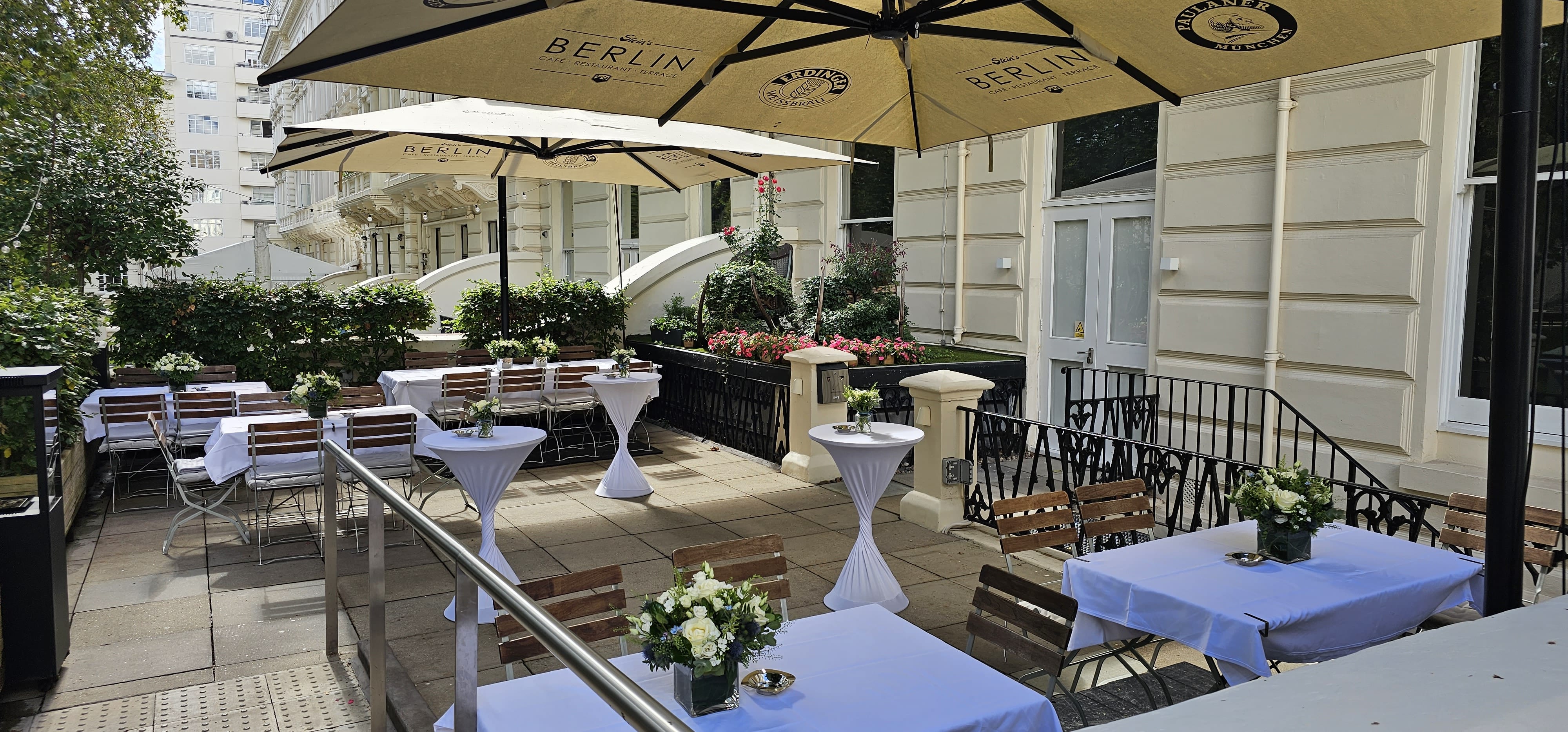 Terrace for up to 84 seated - 130 standing 4