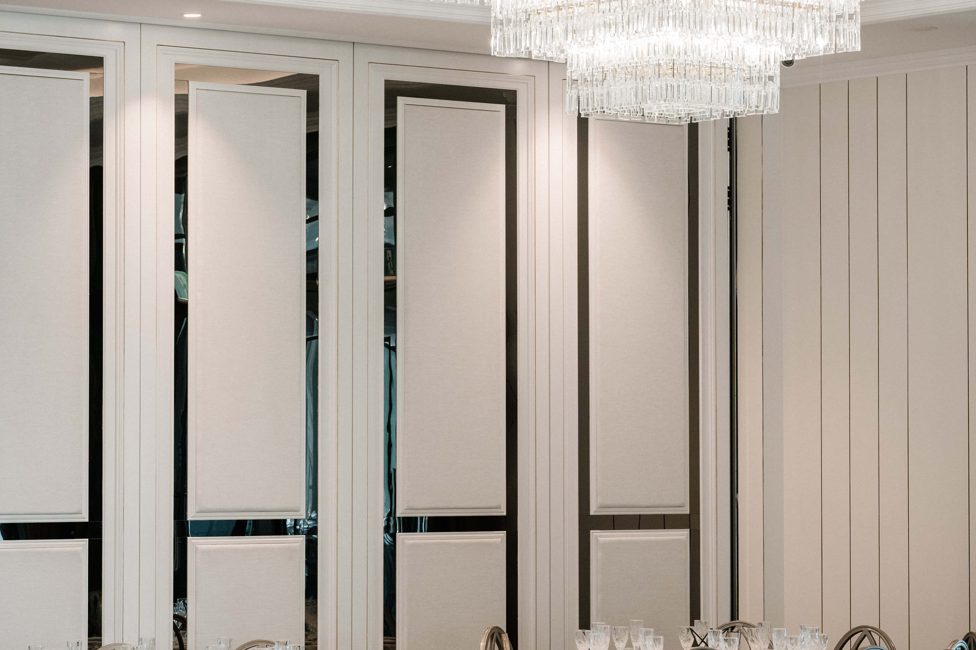 The Alexandra Lounge 1