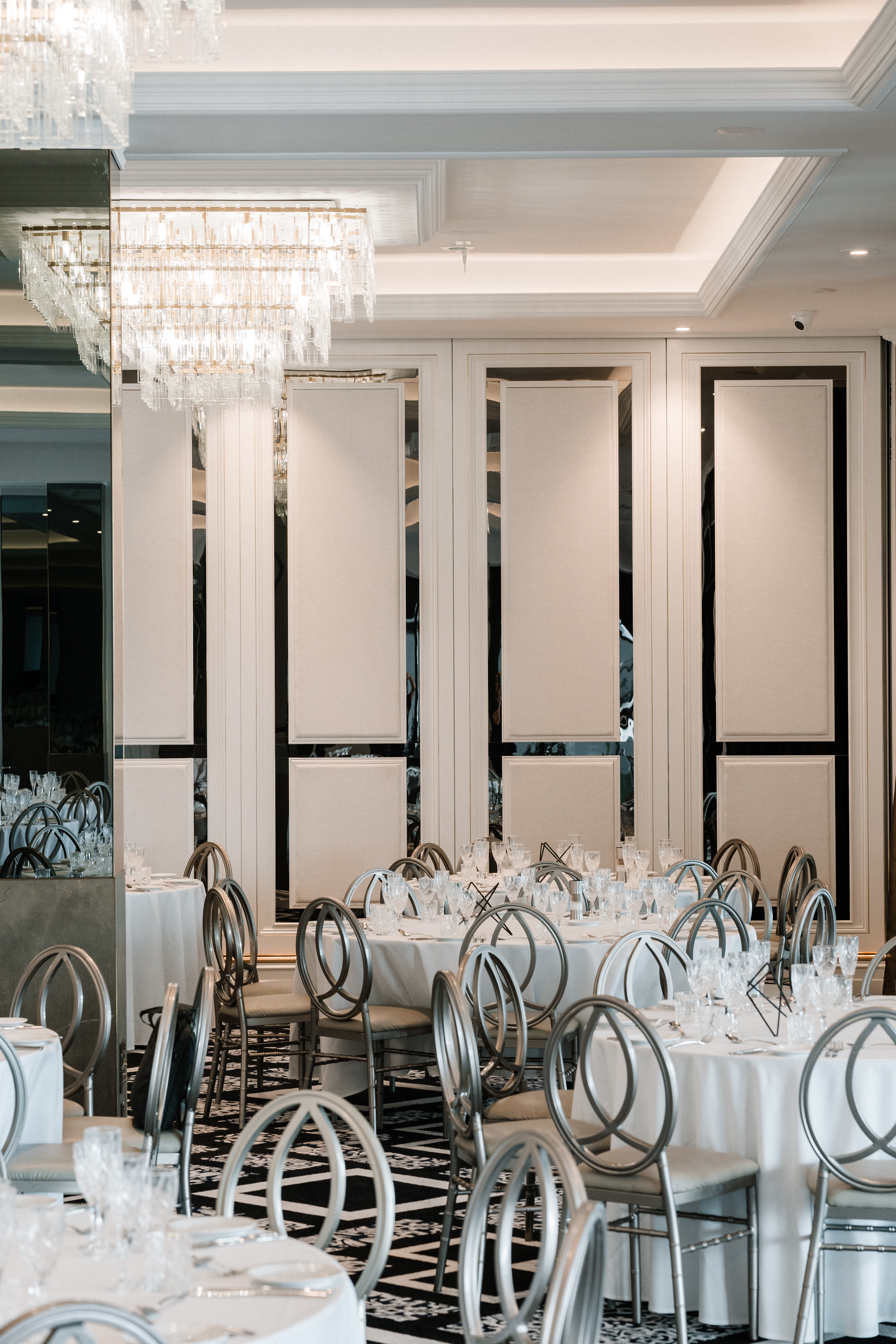 The Alexandra Lounge 4