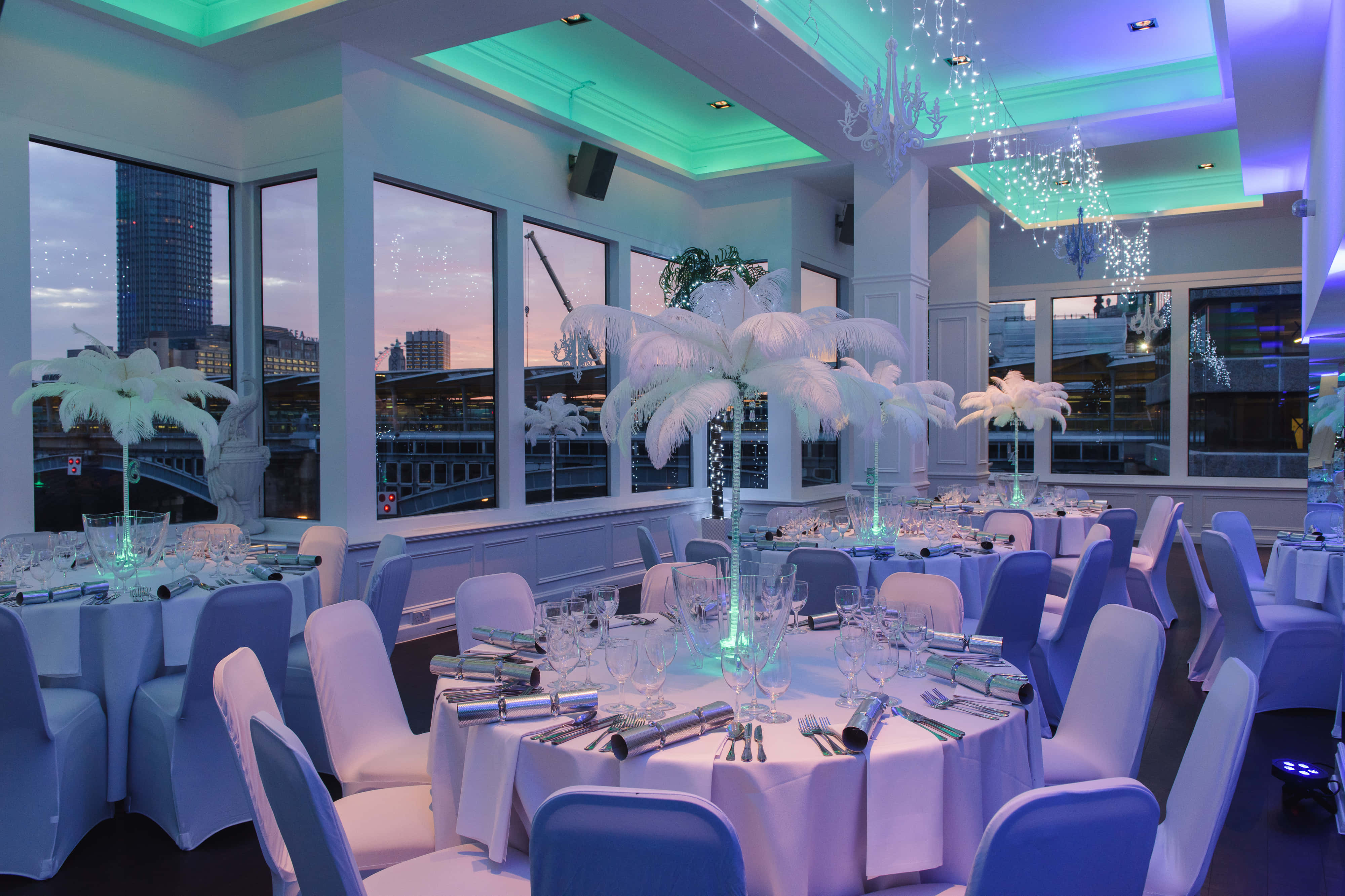 Upper River Room & Queenhithe 5