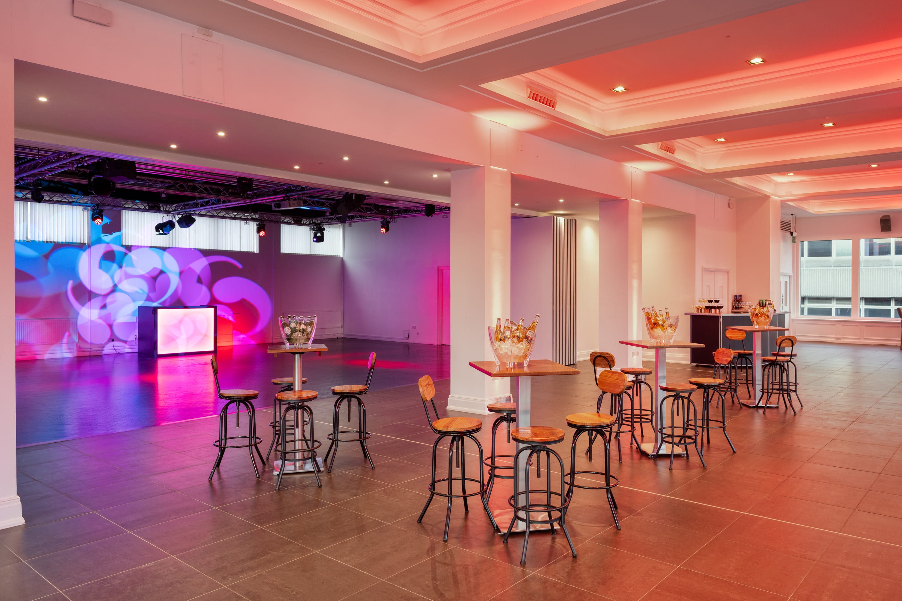 Upper River Room & Queenhithe 2