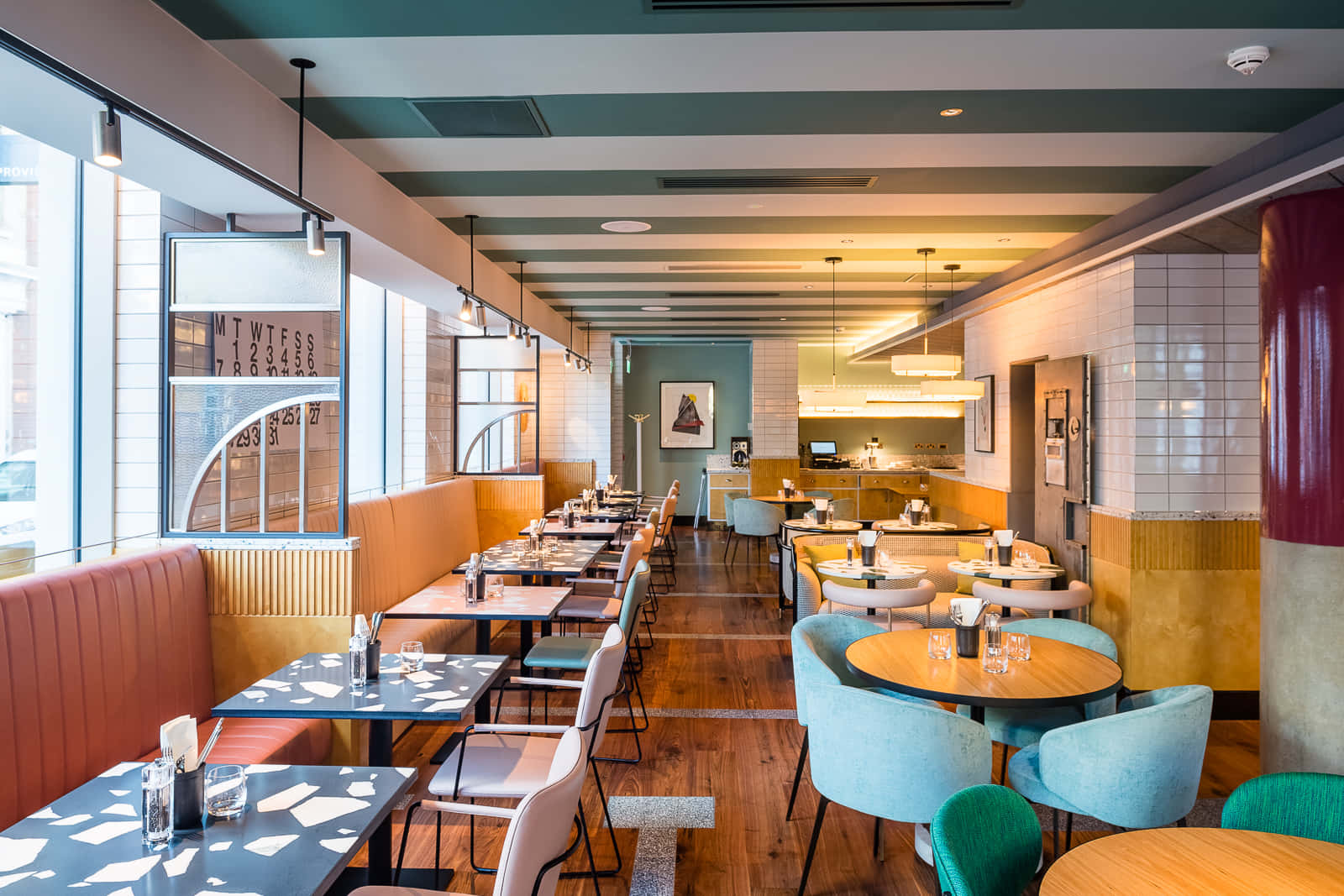Christmas at Shakedown Restaurant 3D tour