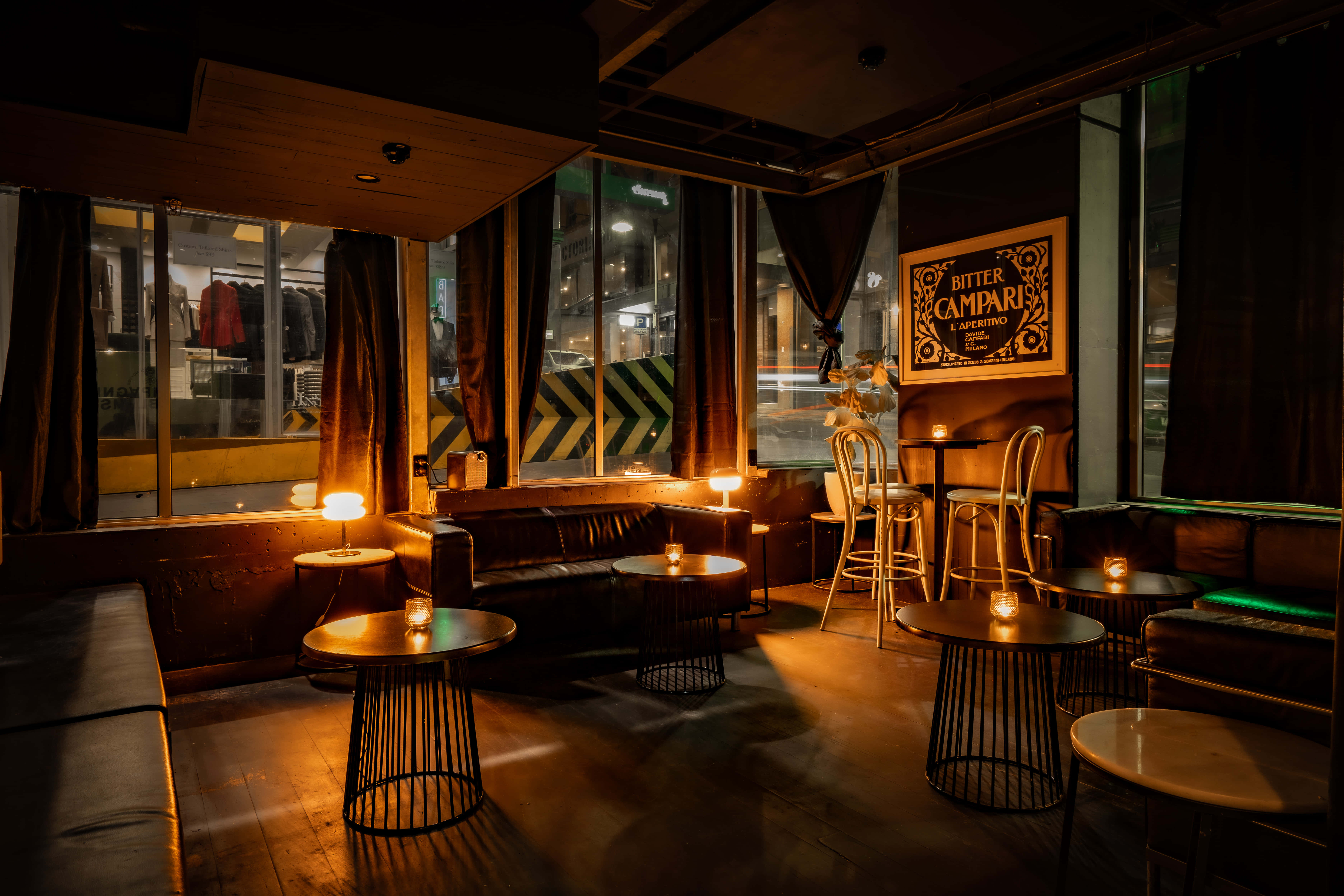 Main Bar and Lounge area 3