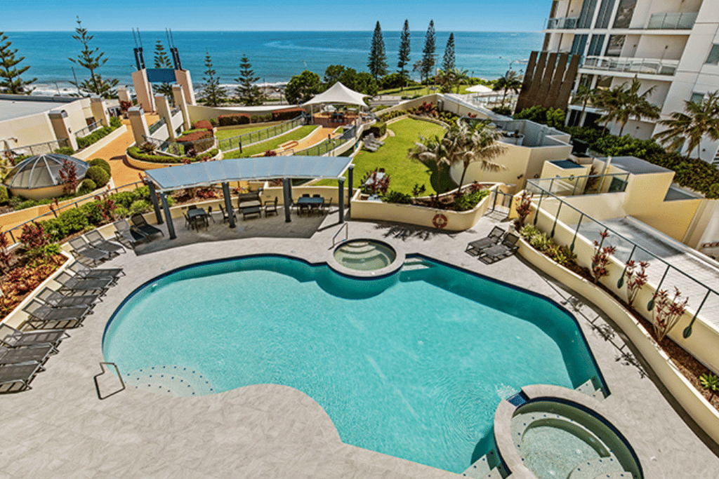 Harbour Room (Room 1) + Coral Room (Room 2) 6