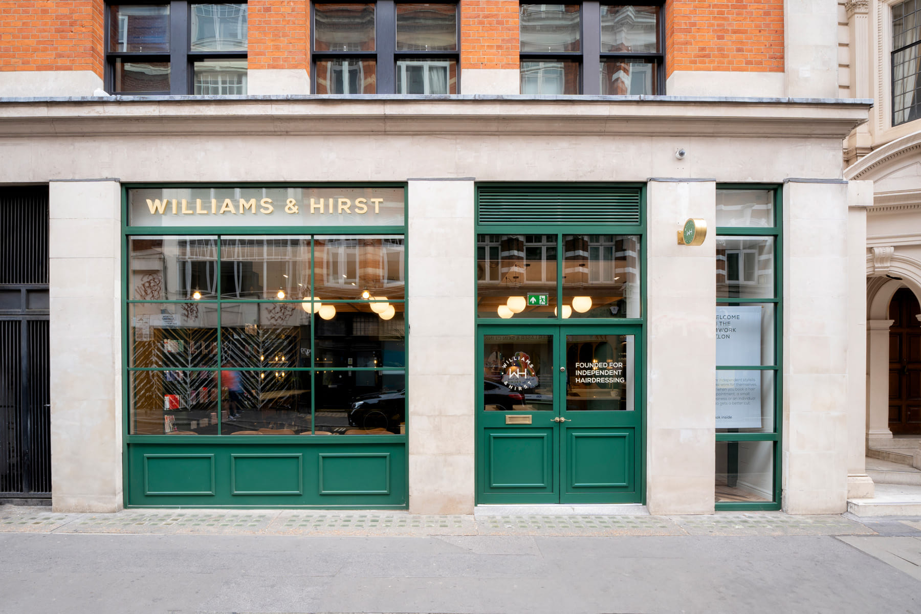 Williams and Hirst 2