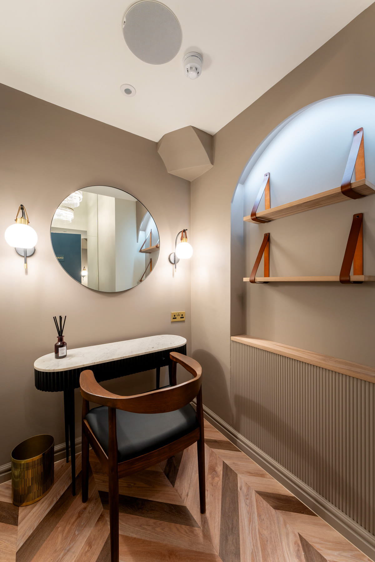 Williams and Hirst 10