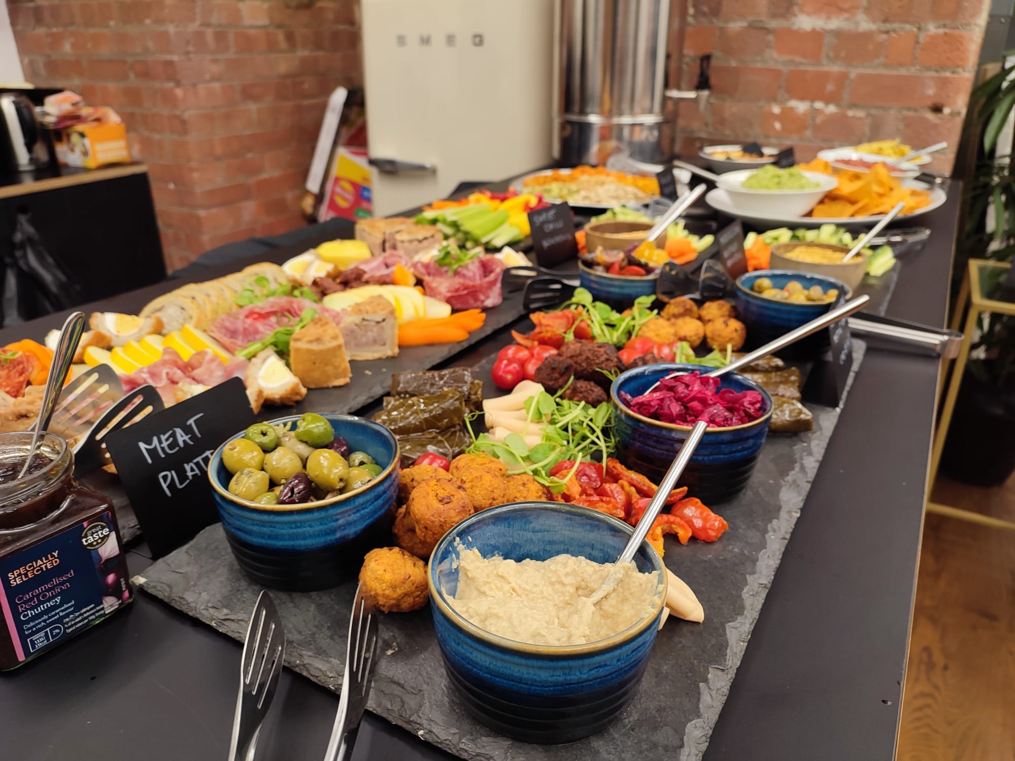 Ona.Location  – A Stylish Space for Every Celebration 11