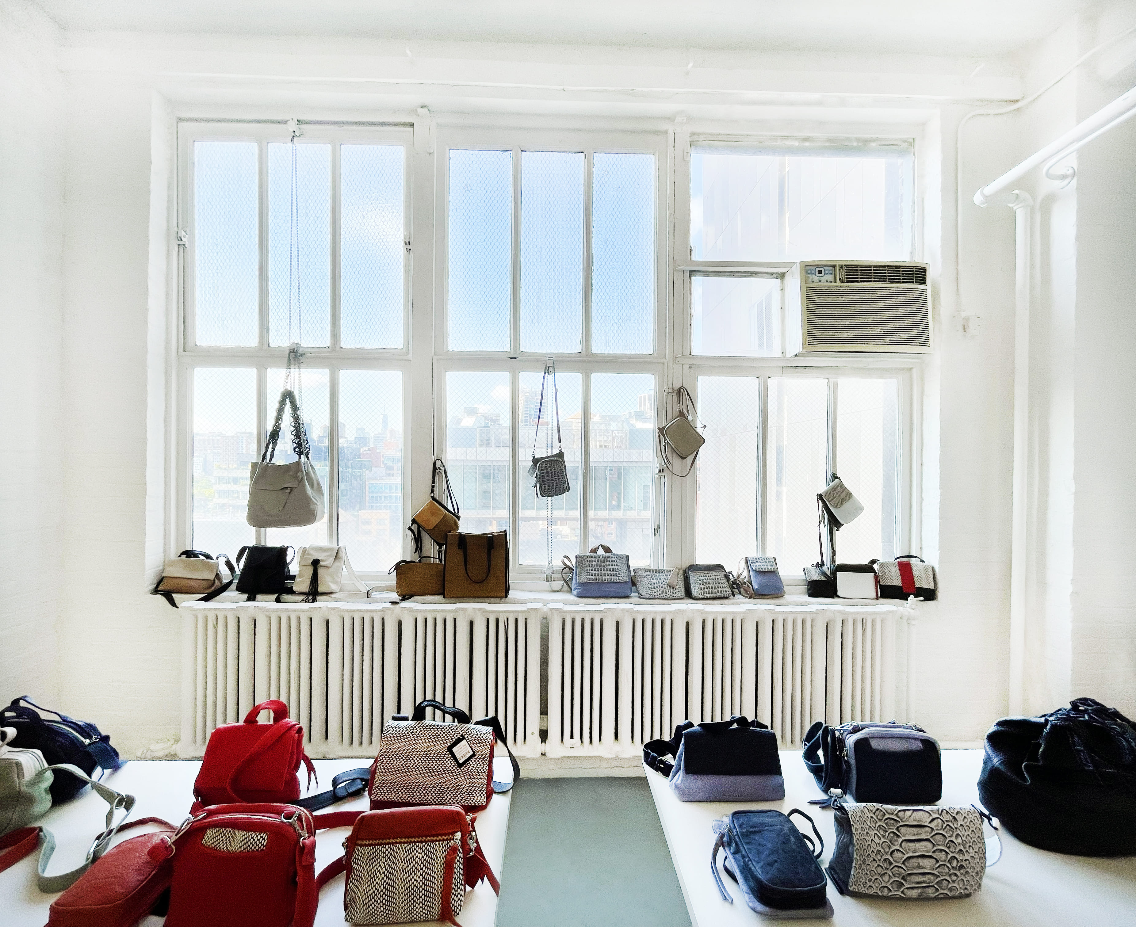 TenZeroOne Studio 16