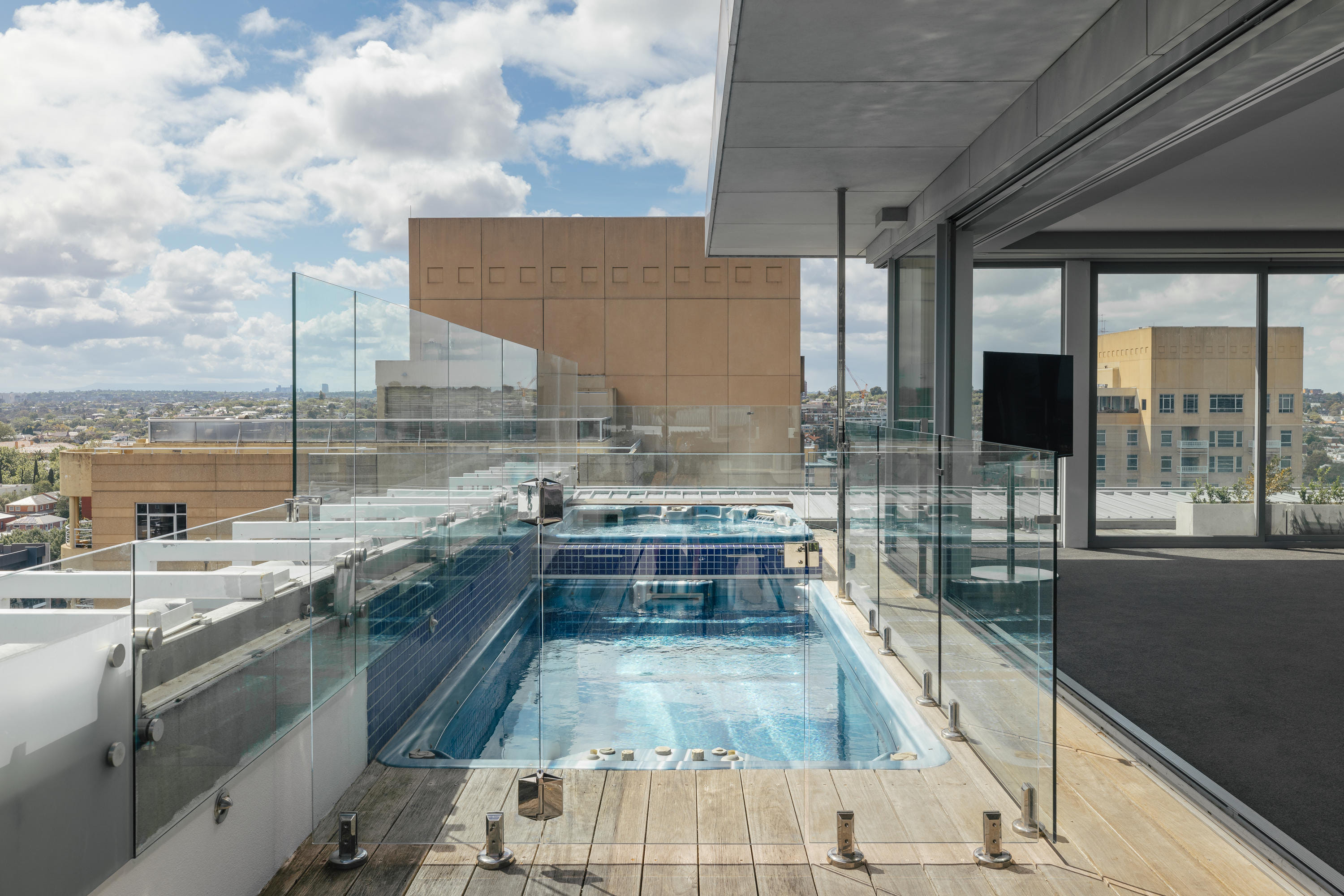 Lake Eyre Penthouse 1