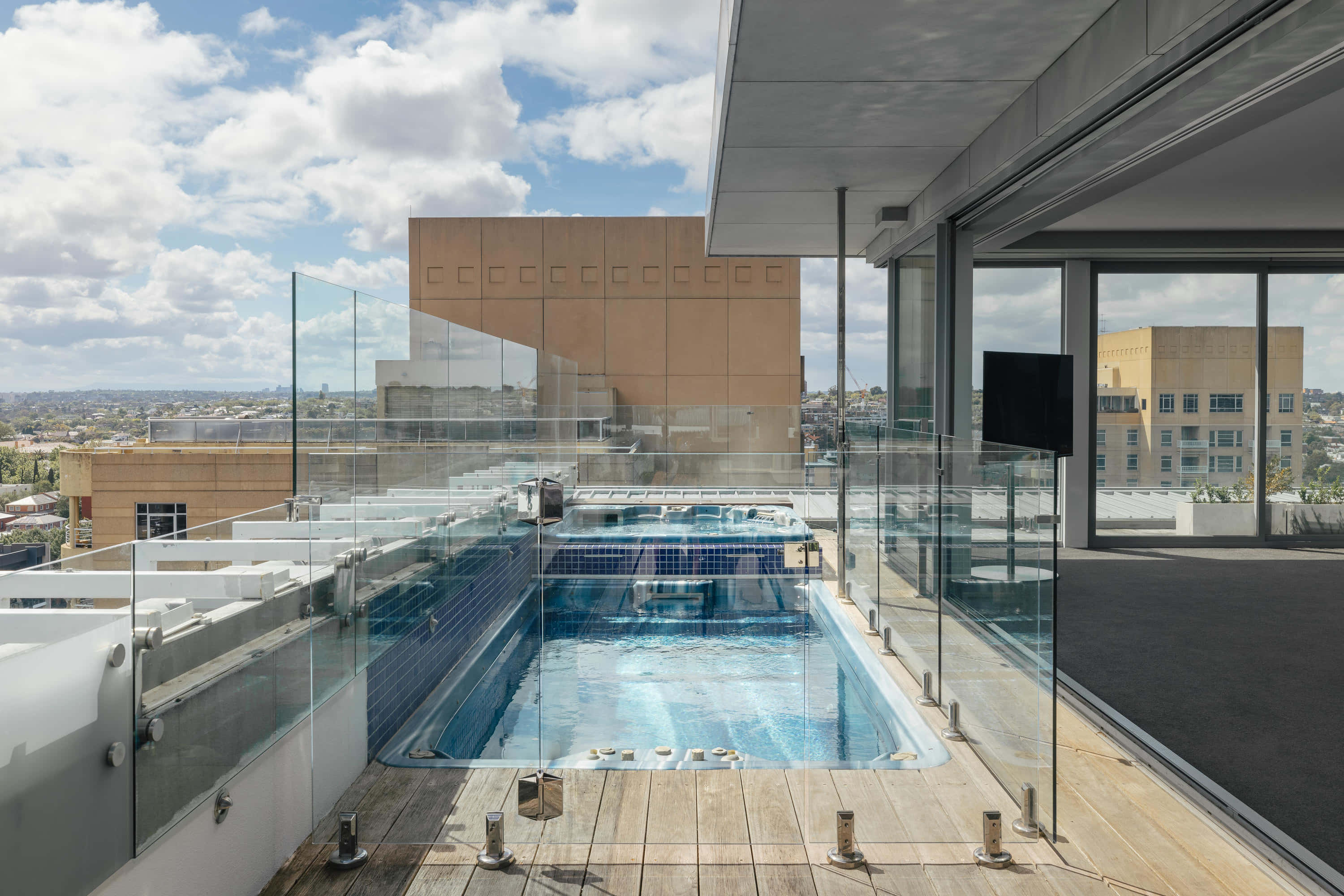 Lake Eyre Penthouse 1