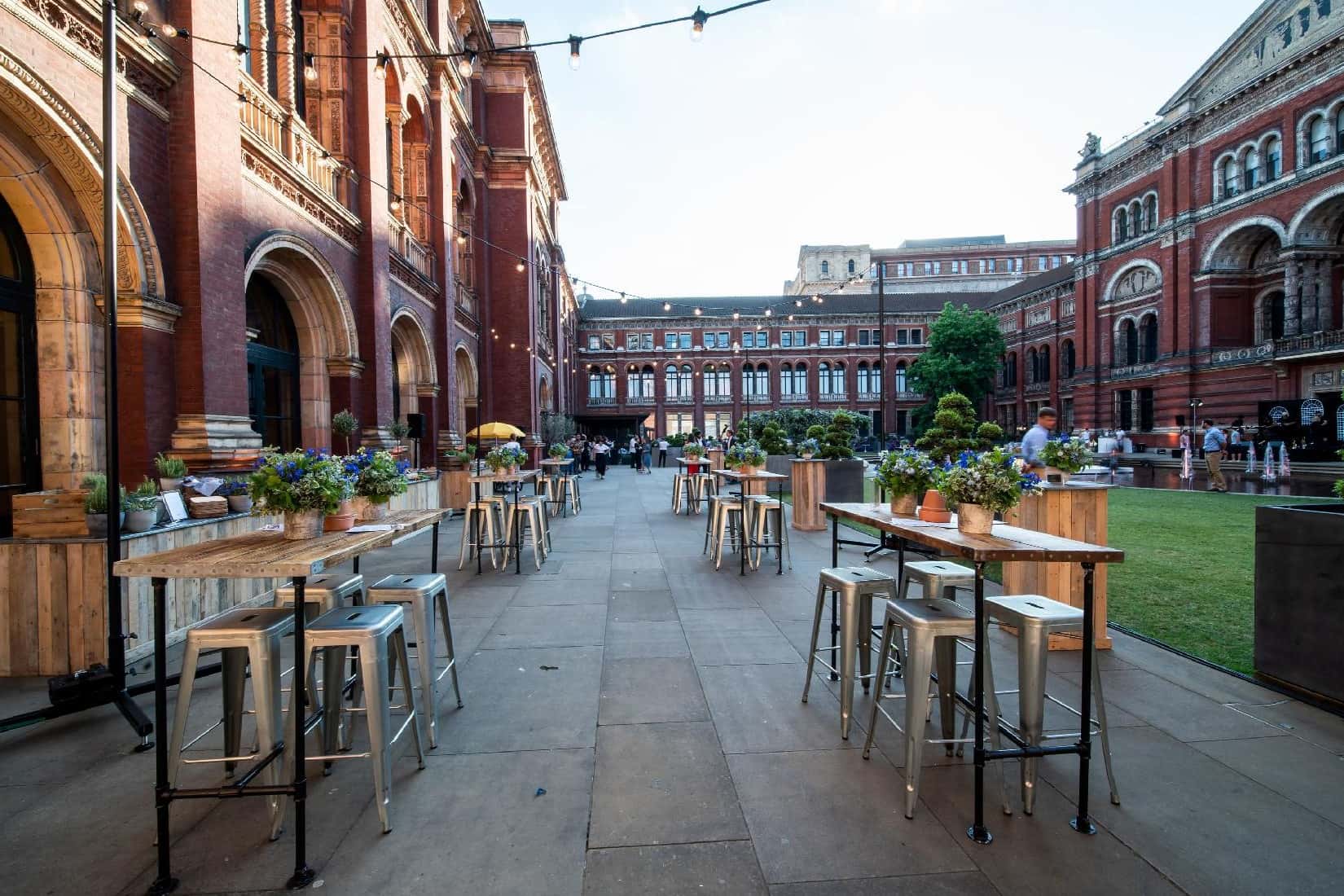 John Madejski Garden 1