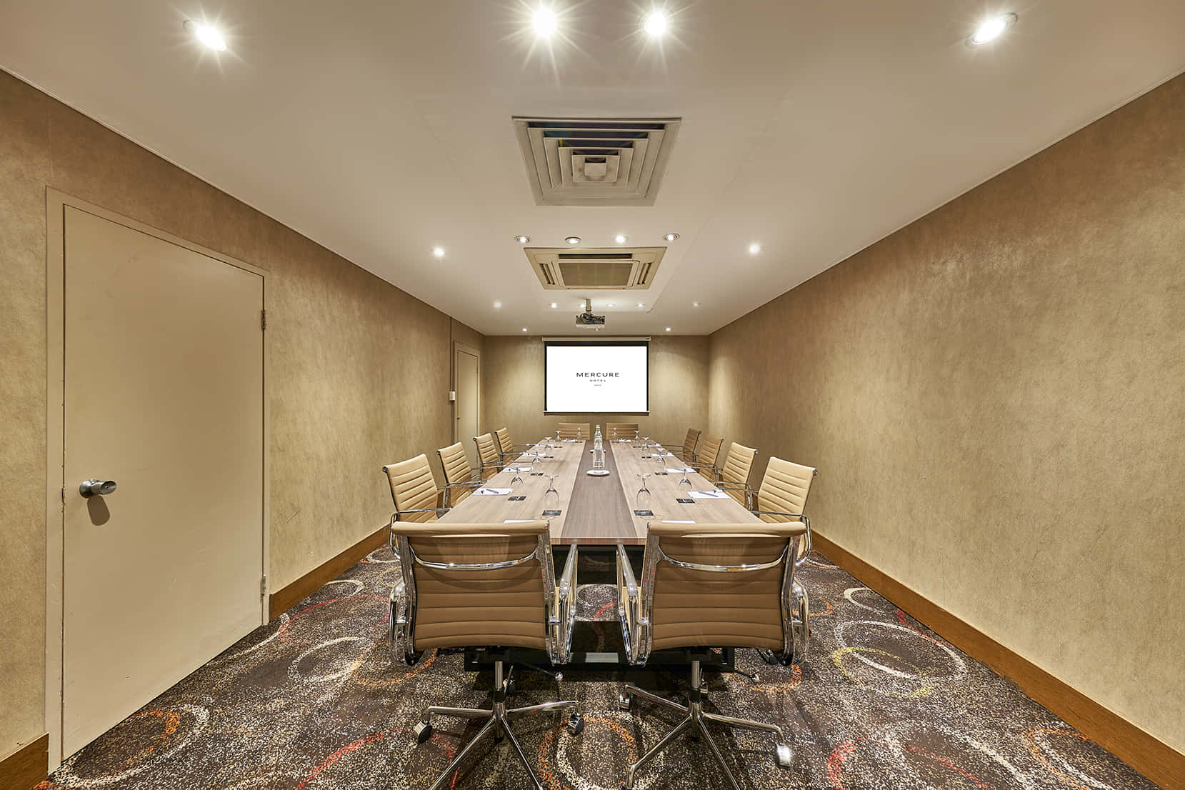 Irwin Boardroom 3D tour
