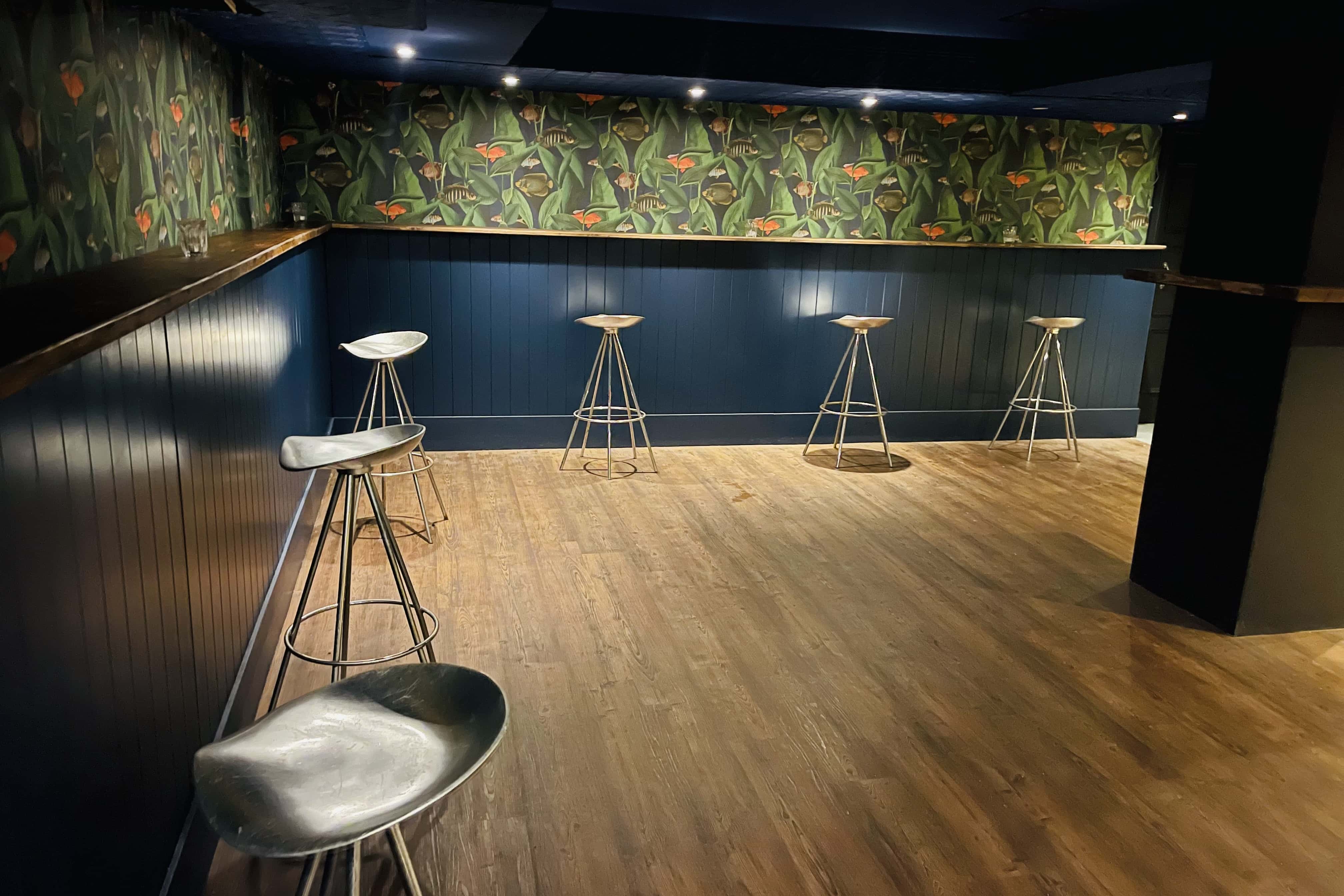 Chloë's Nightclub 2