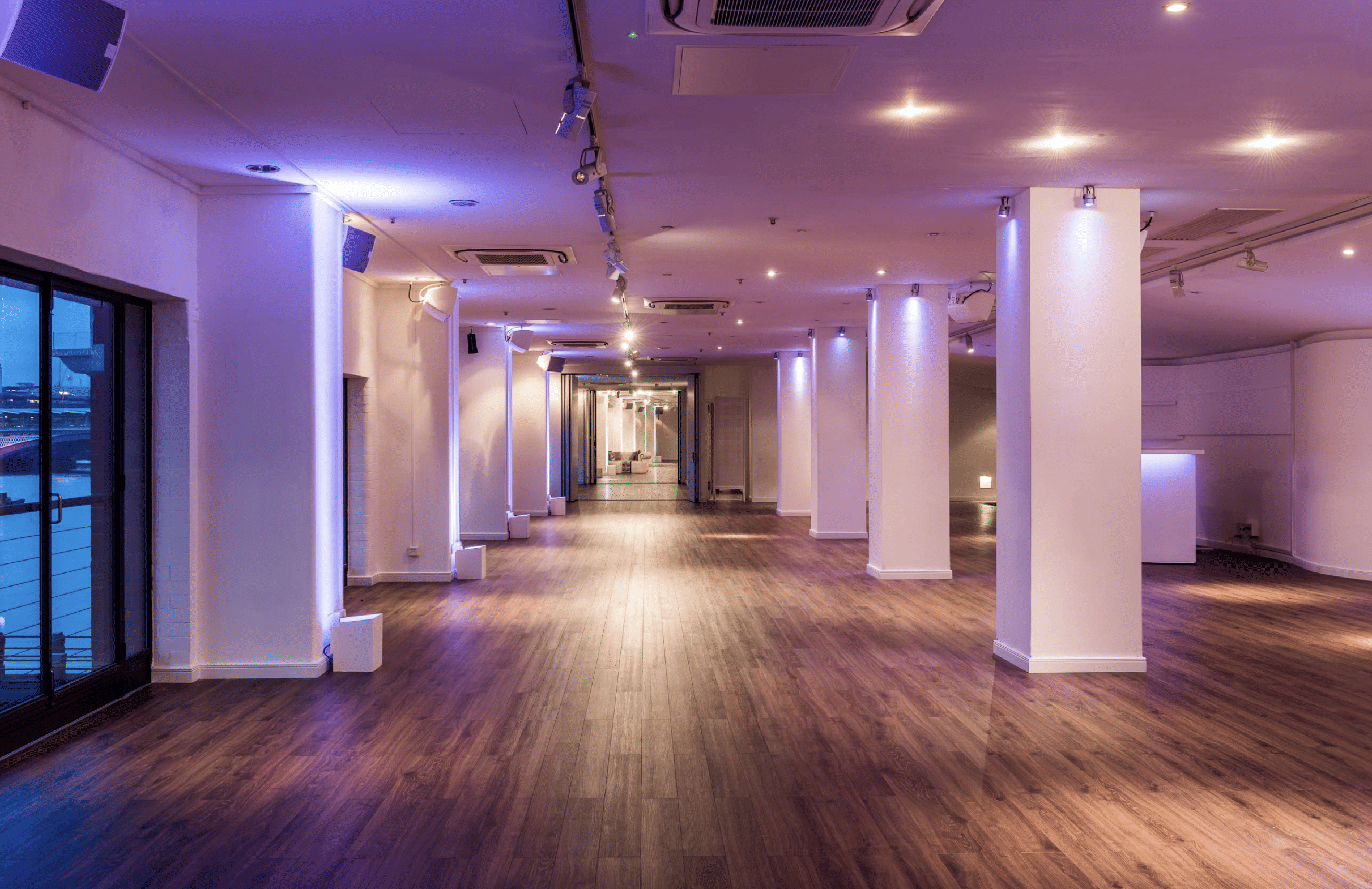 West Wing & Paramount 9