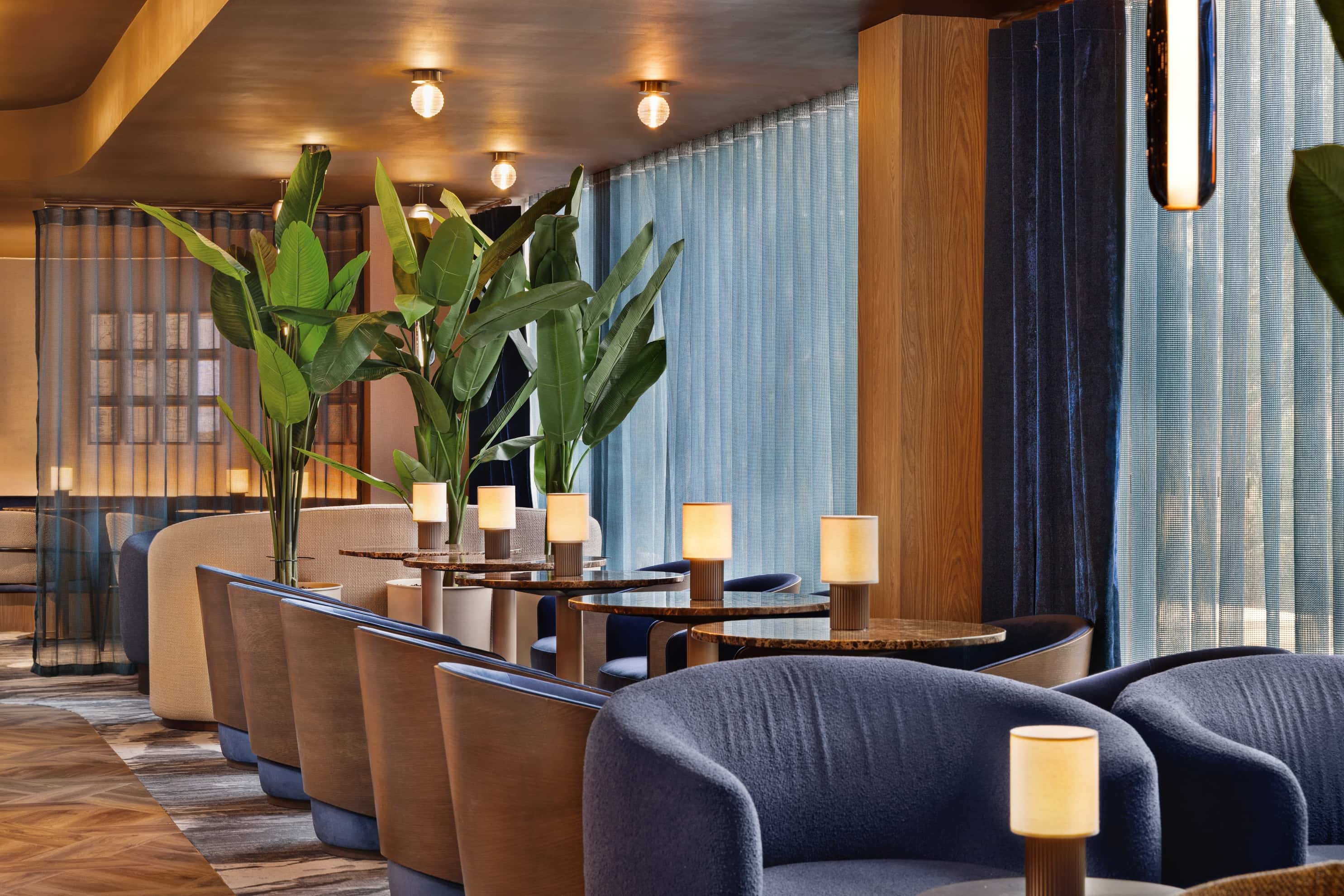 Barnaby's Lounge Bar 2