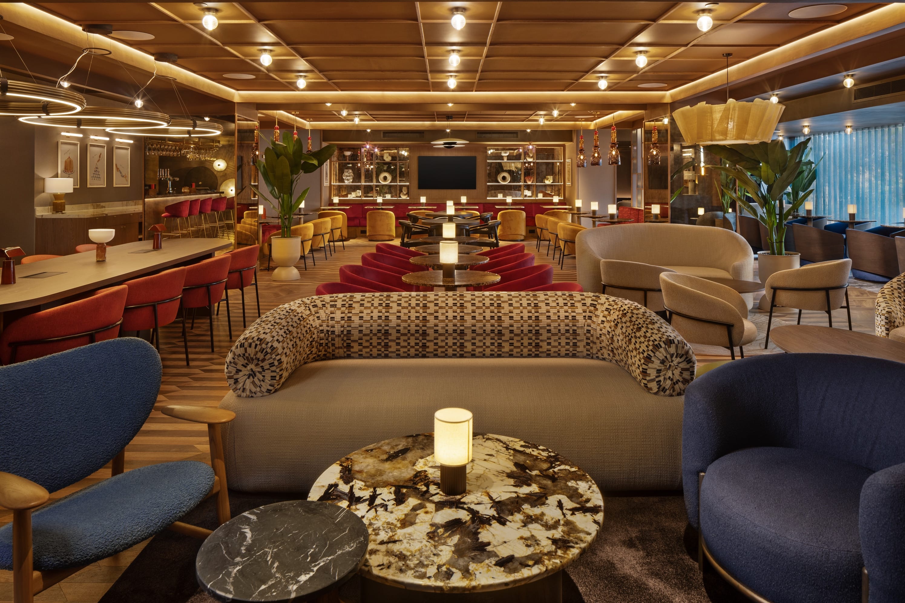 Barnaby's Lounge Bar 4