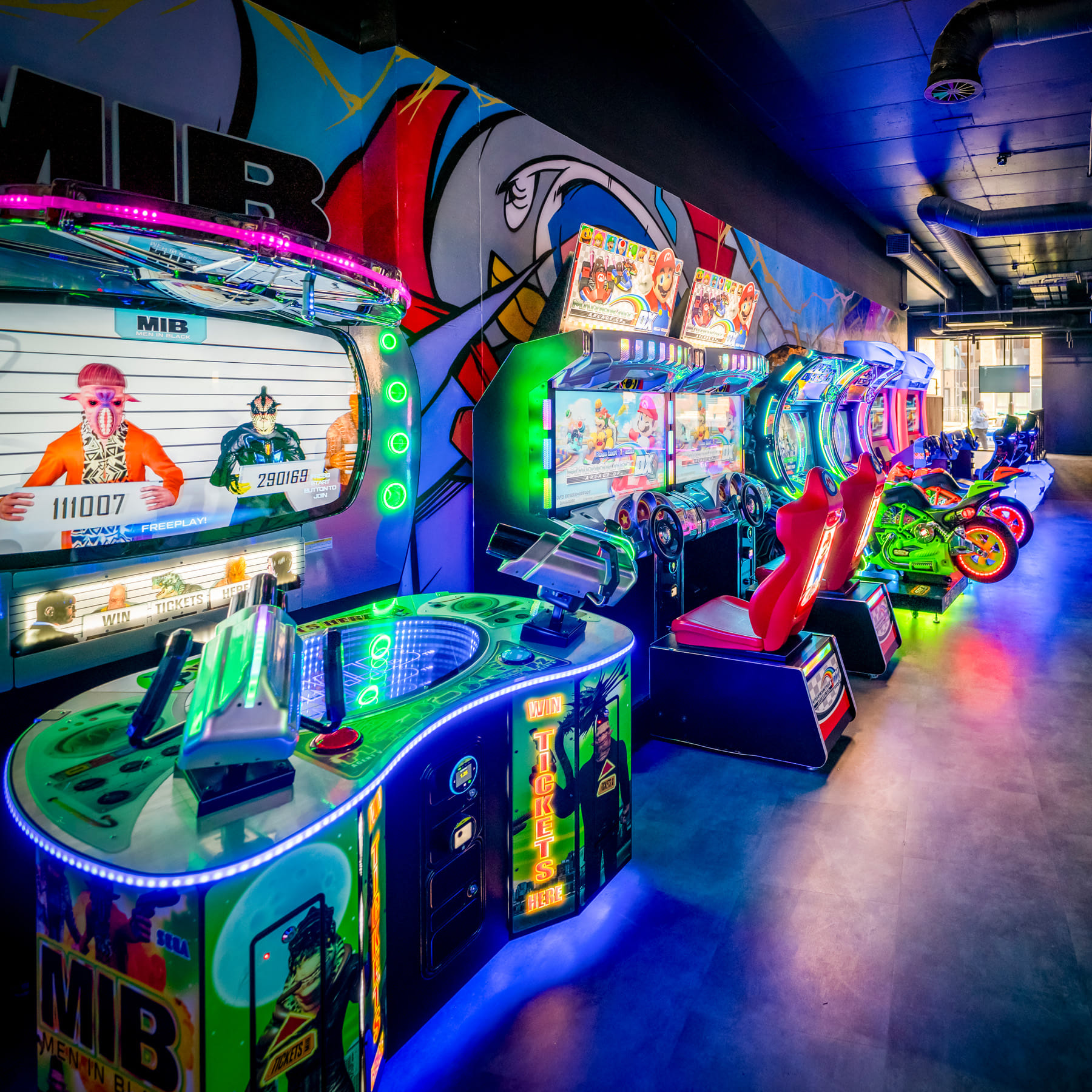 Bowl, Break, Sing & Game