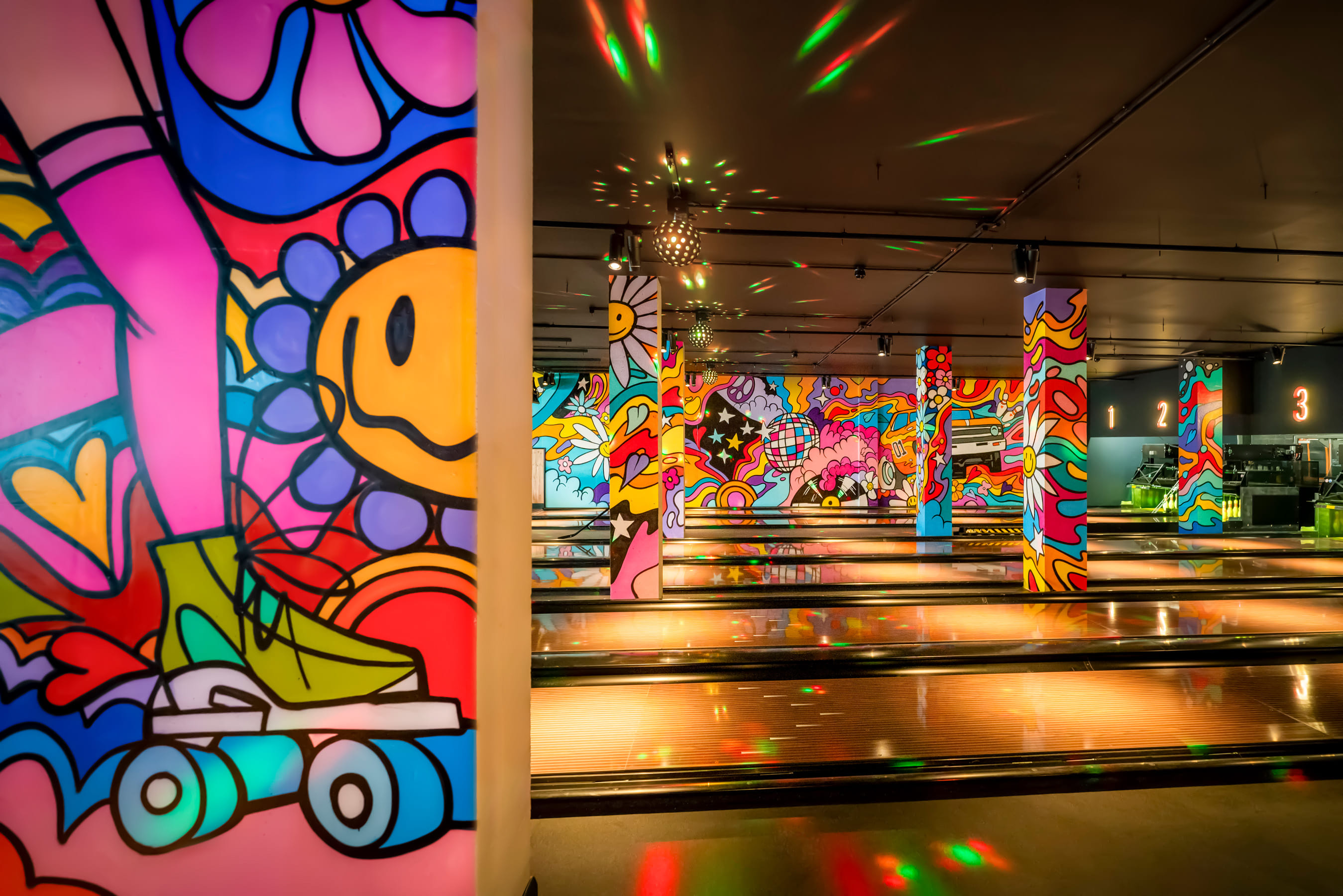 Bowl, Break, Sing & Game 5