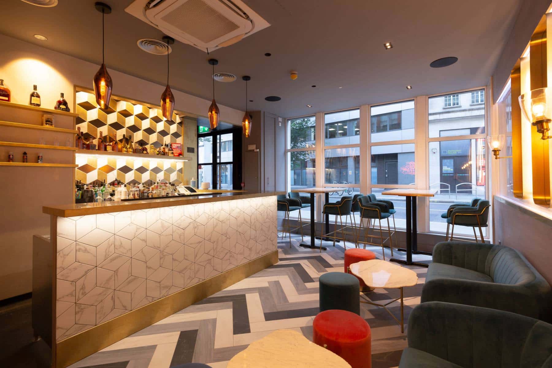 Cococure-Upstairs cocktail bar 0