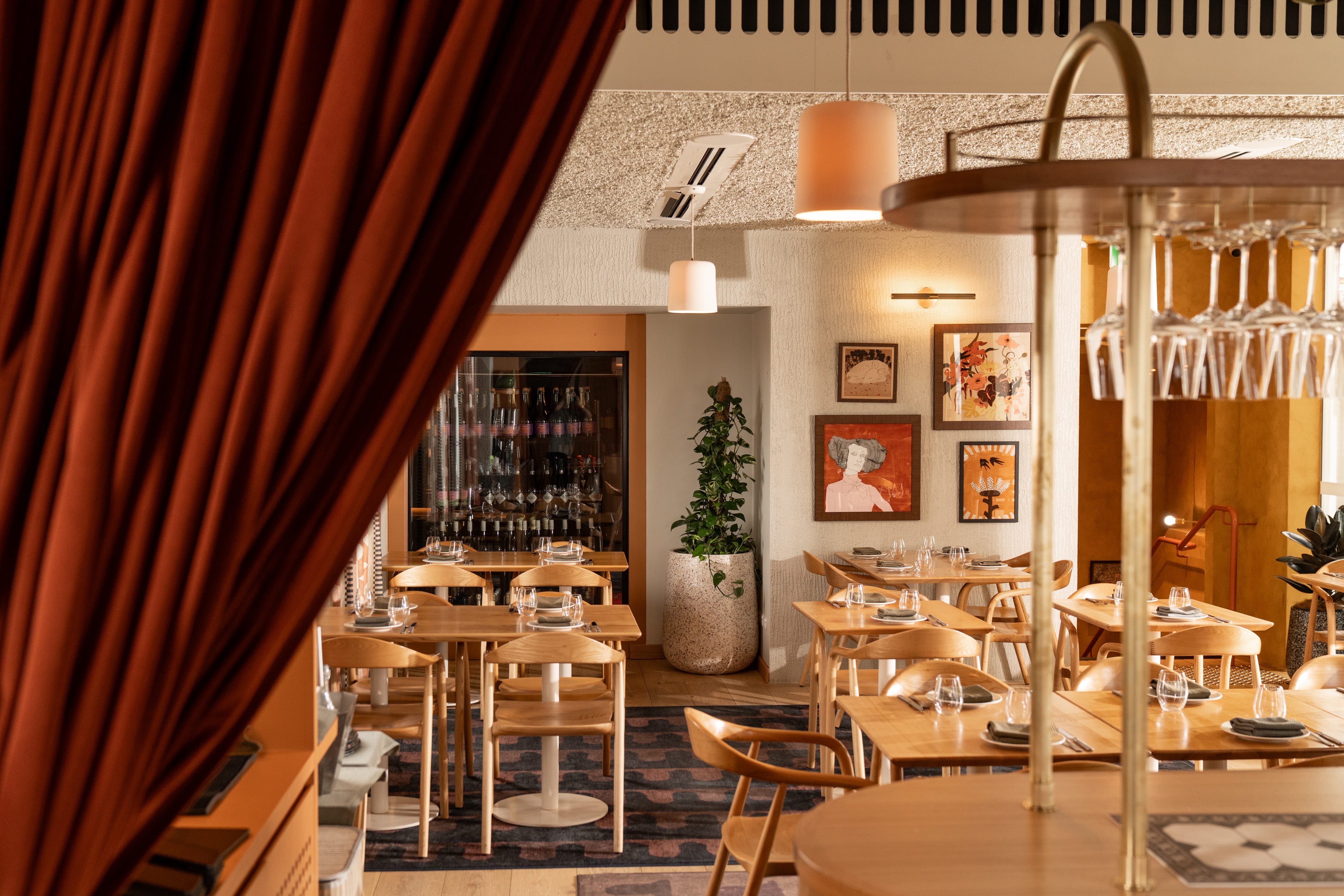 Level 1 Dining Room & Balcony