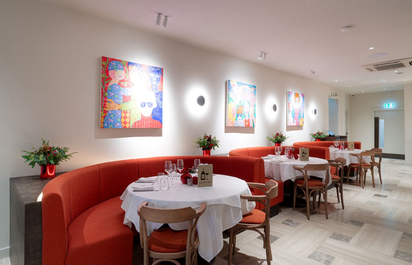 Giovanni's Restaurant 3