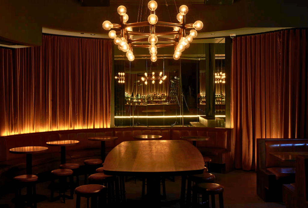 Cinema & Bar (Exclusive) 7