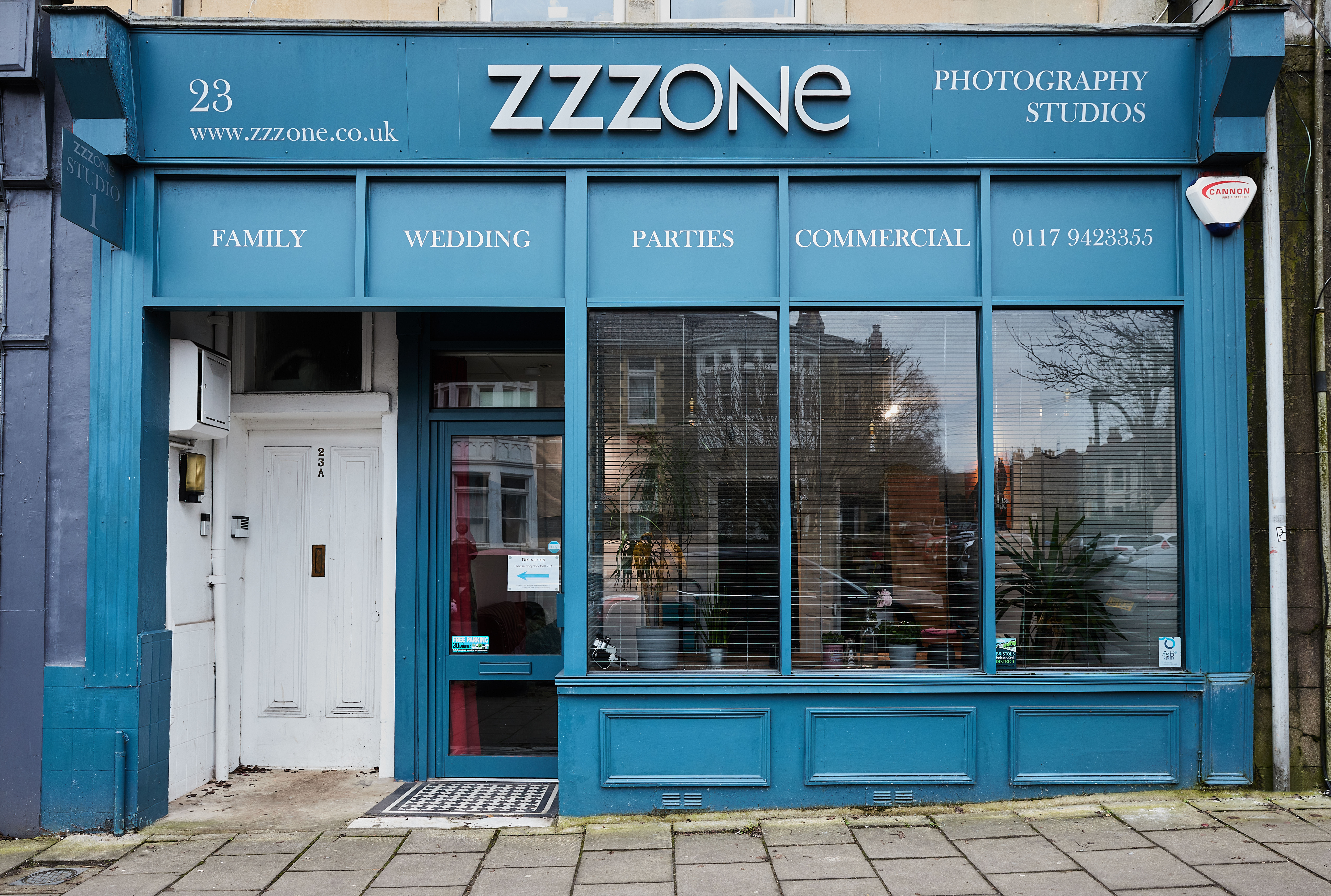 Photography Studio with reception, beer garden and changing room/makeup area 3