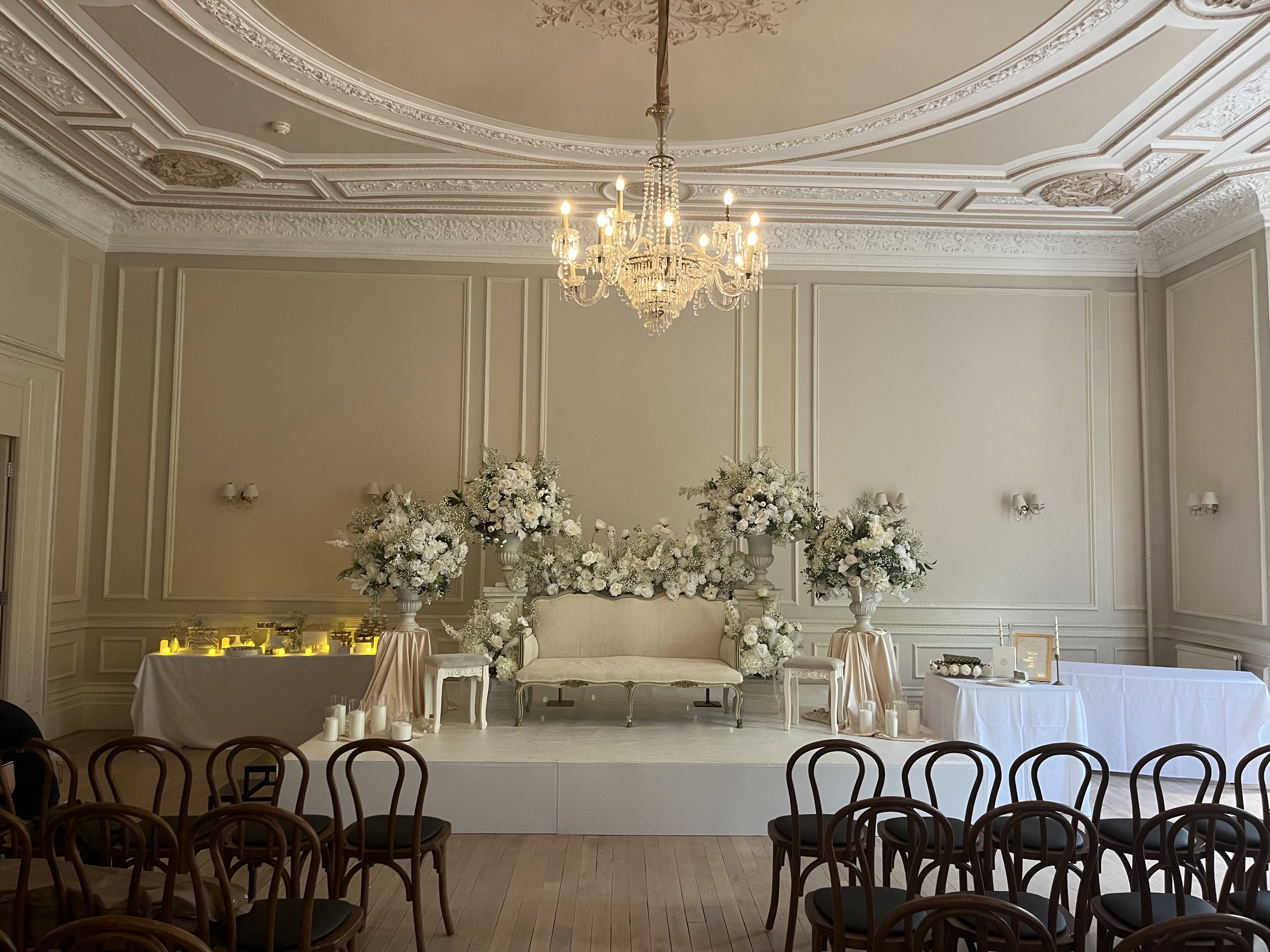 The Windsor Suite 33