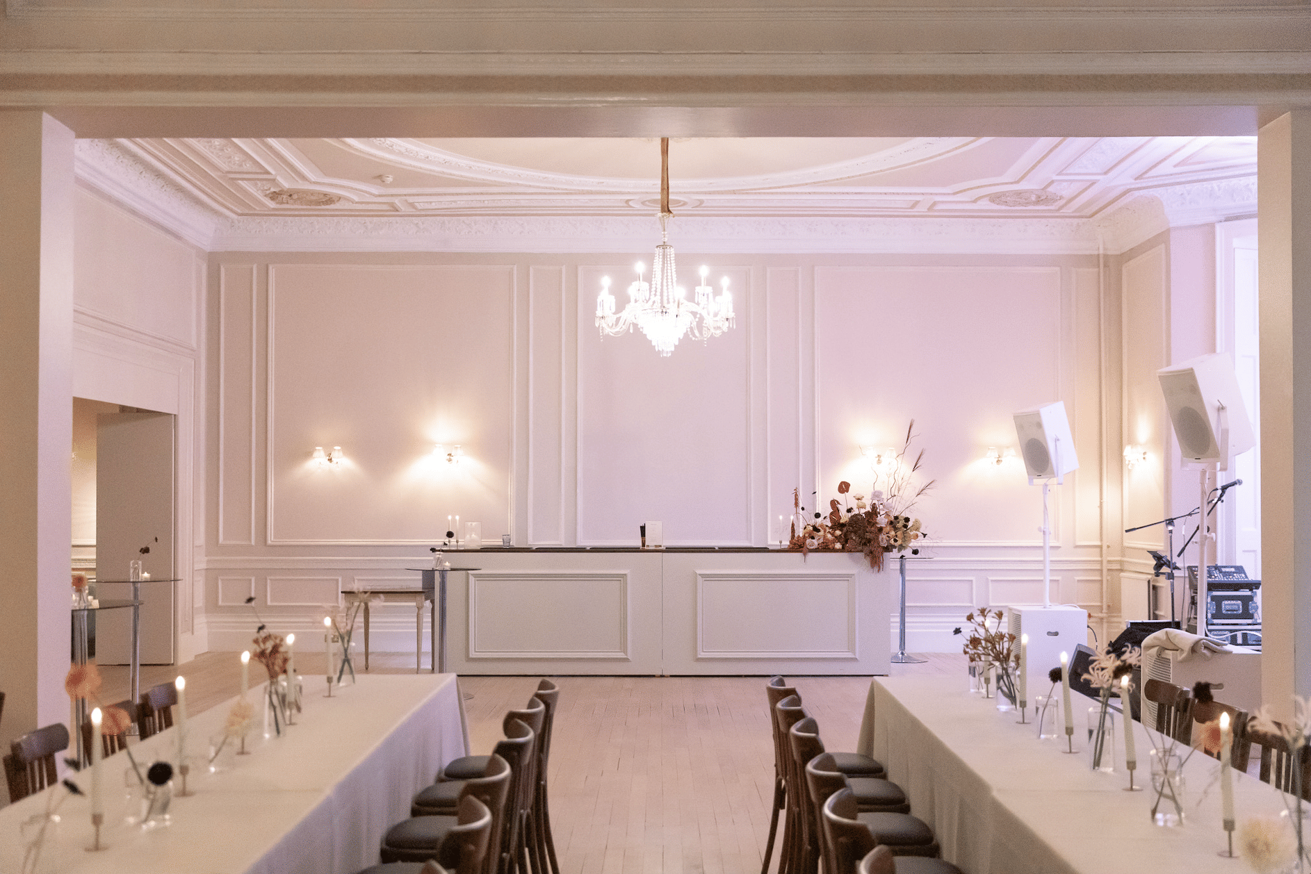 The Windsor Suite 18