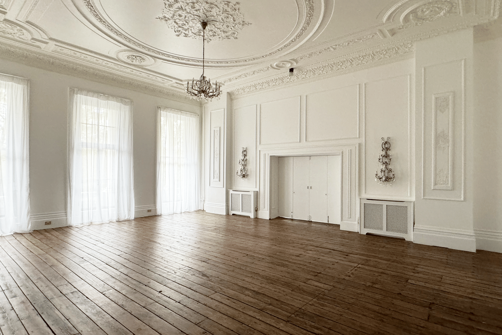 The Viceroy & Regency Suites 1