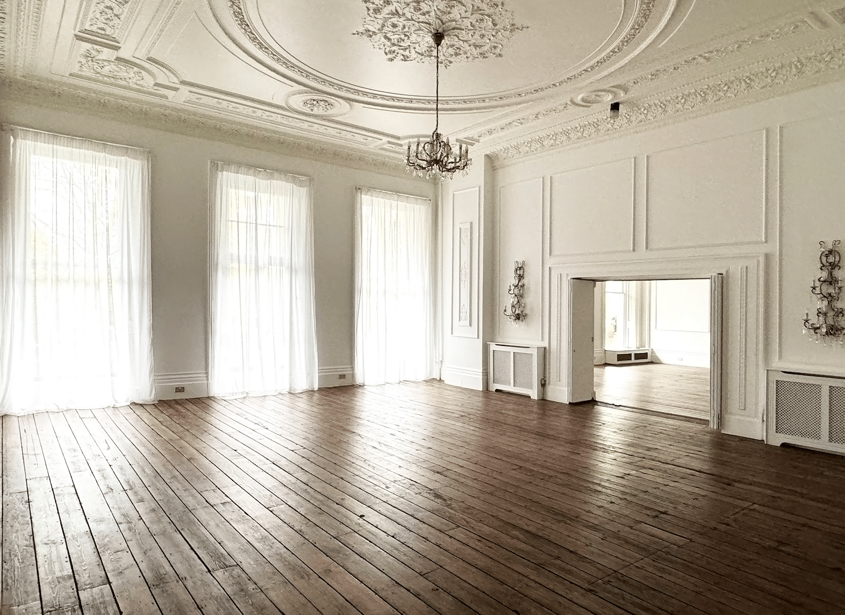 The Viceroy & Regency Suites 0