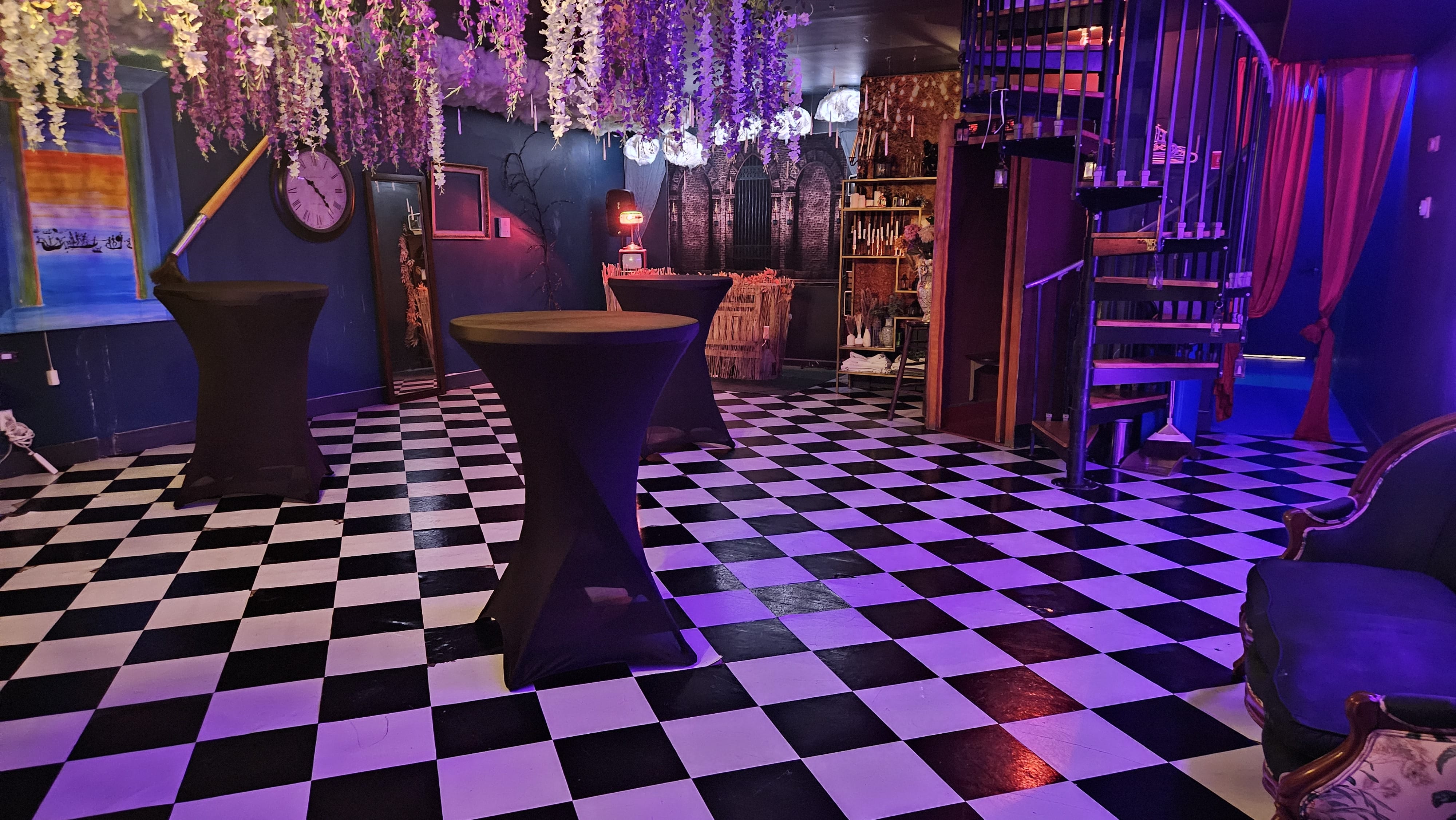 Unique Intimate Space with Backyard in Bushwick! 1