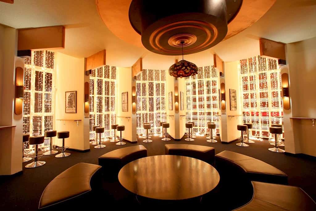 The City View Lounge 2