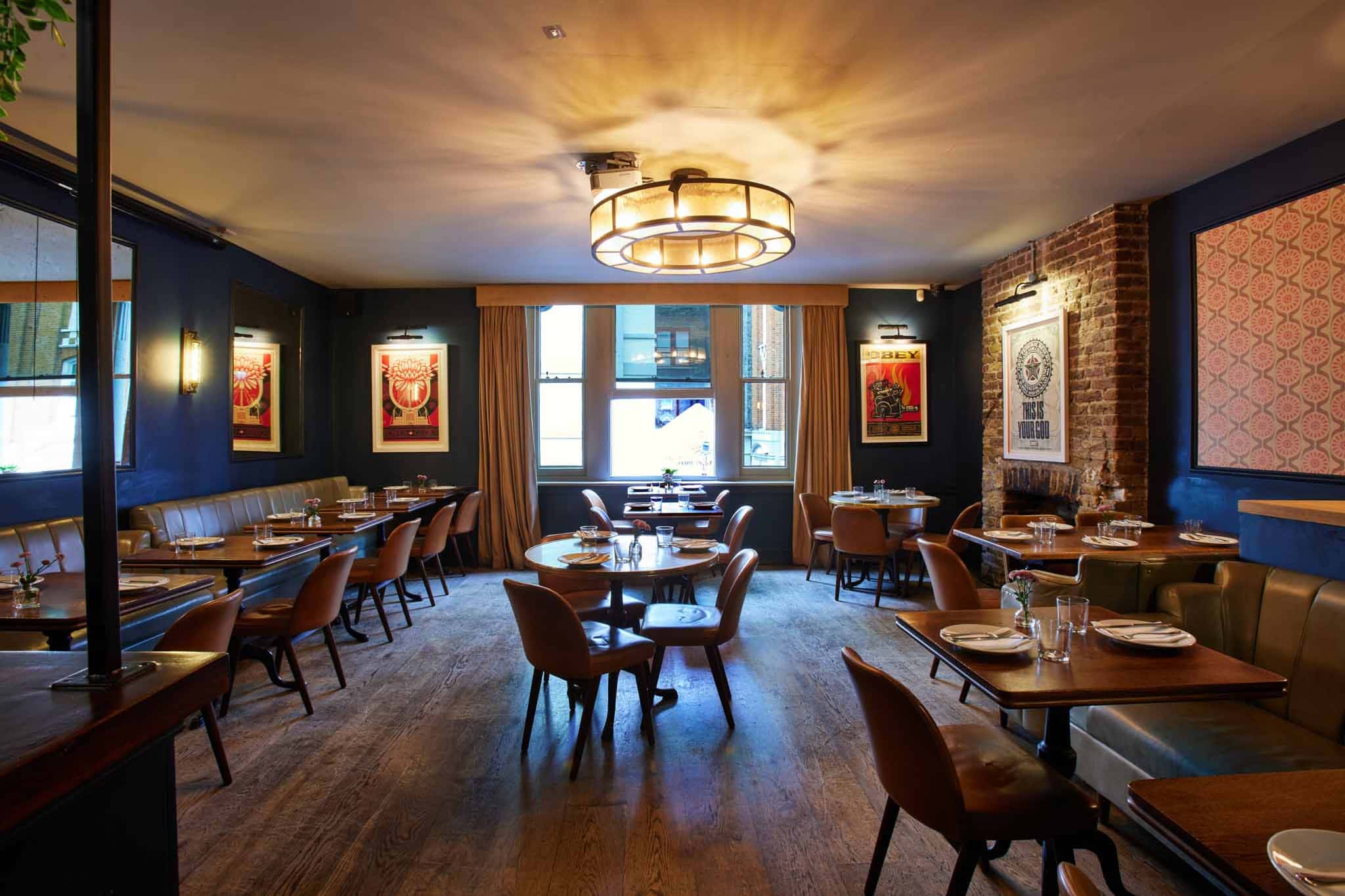 Breakfast/ Meeting Room 5