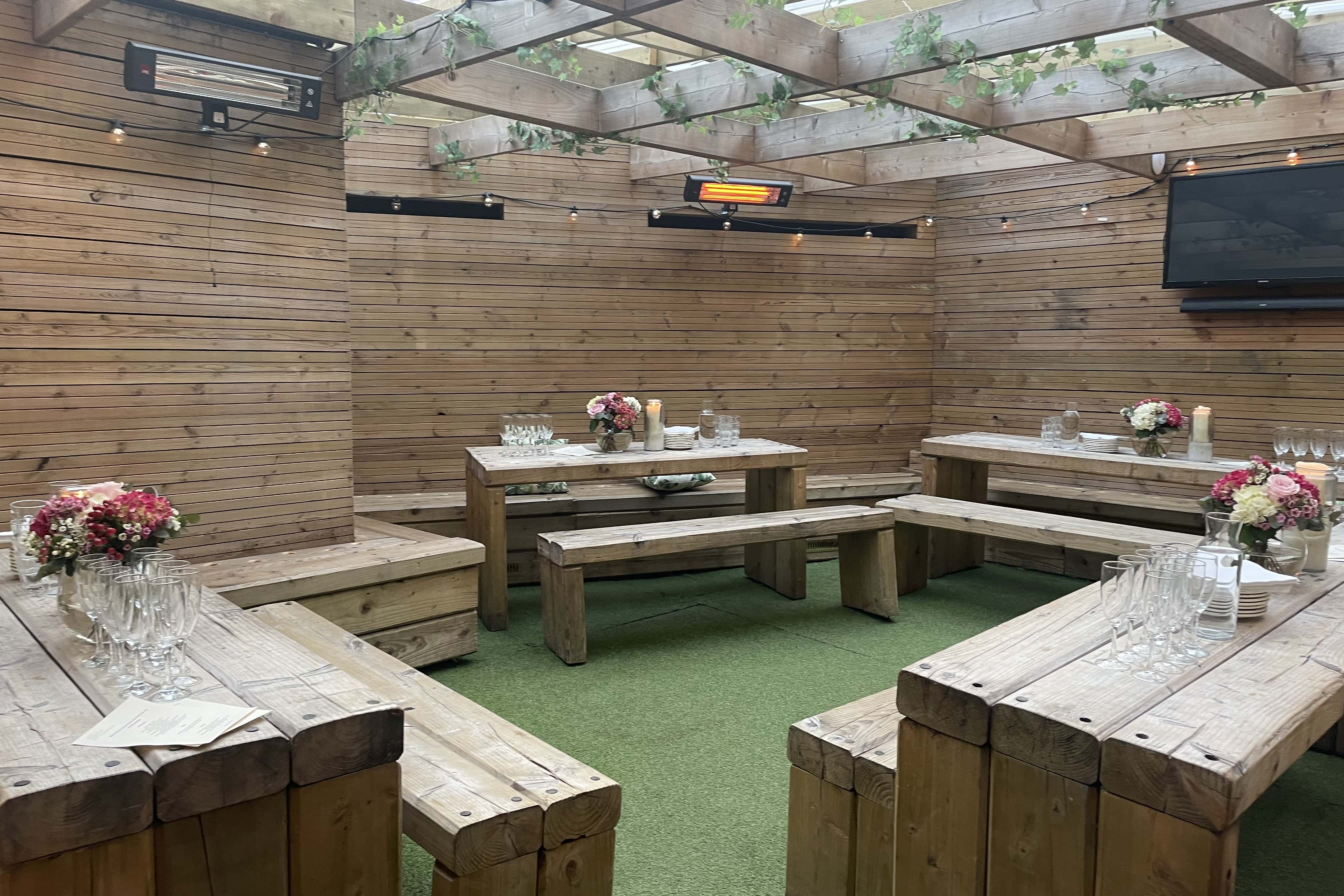 The Jolly Gardeners - Secret Garden Hire 3