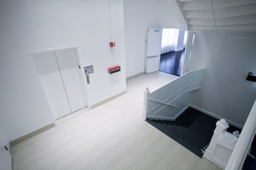 The Metropolitan Suite 13