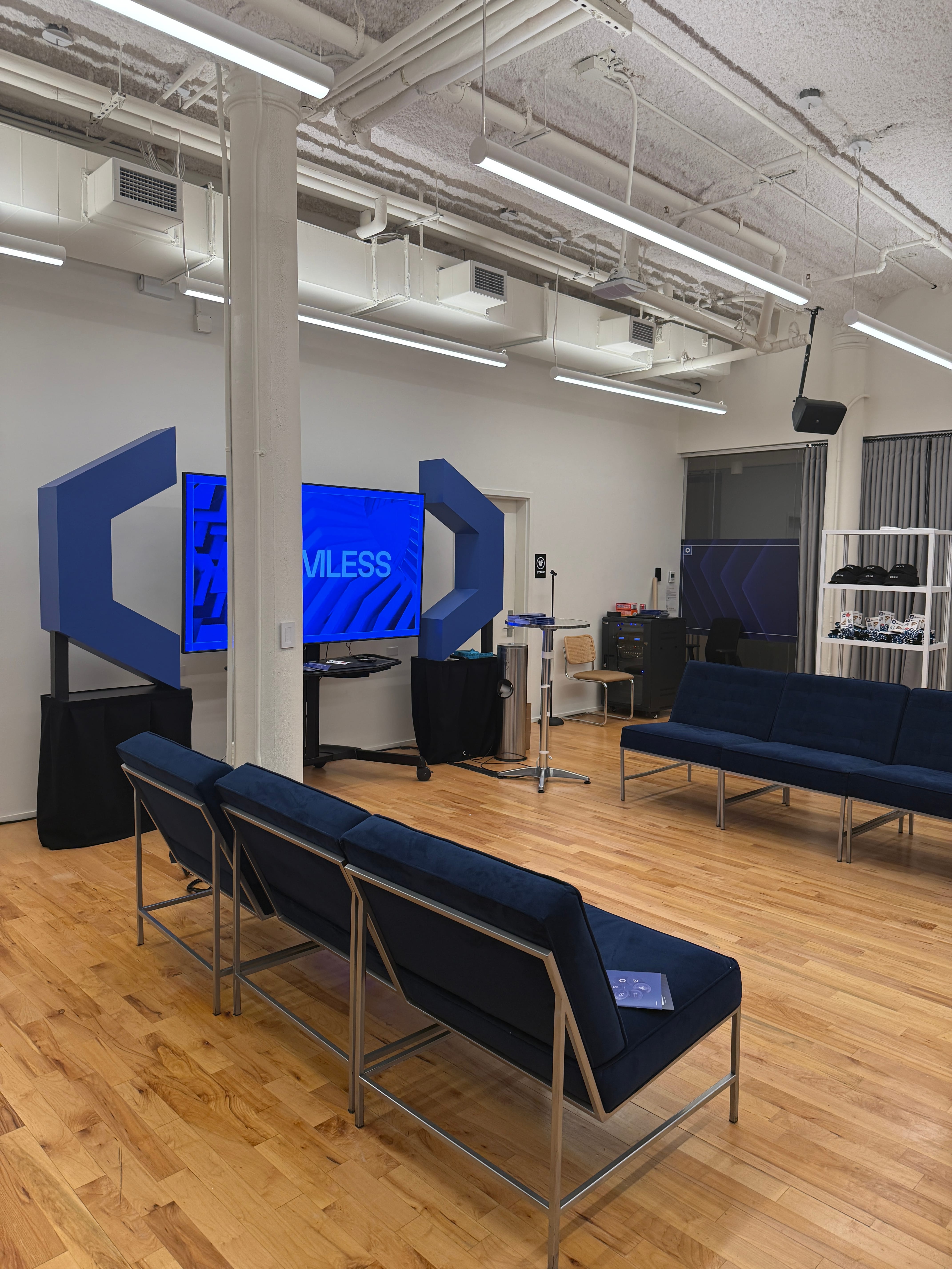 Metropolitan Creative Studios 22