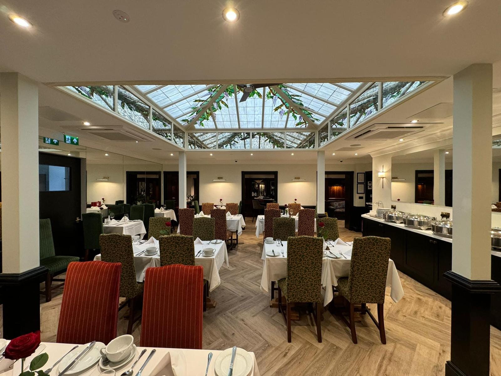 The Pavilion Restaurant and Lord's Bar 1