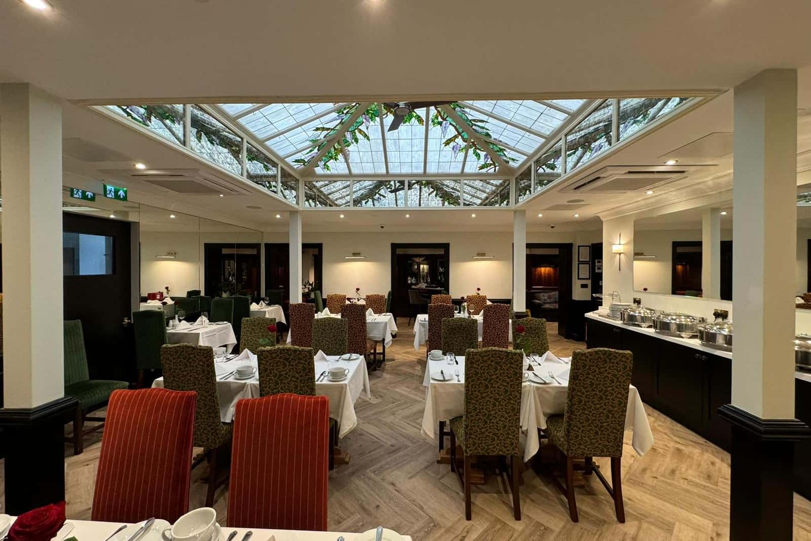 The Pavilion Restaurant and Lord's Bar 1