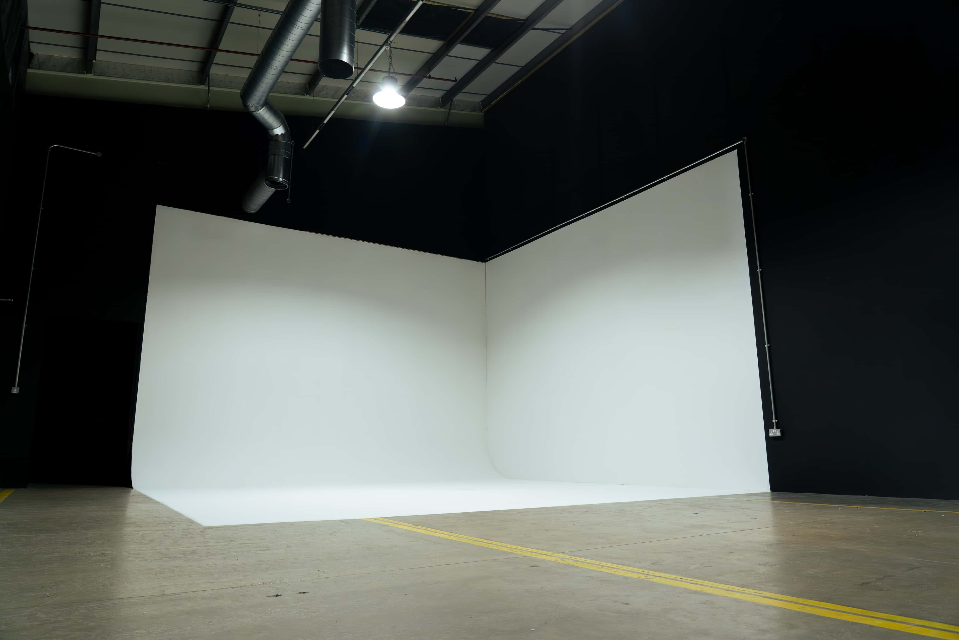 Studio 3 - Un.titled Studio 0