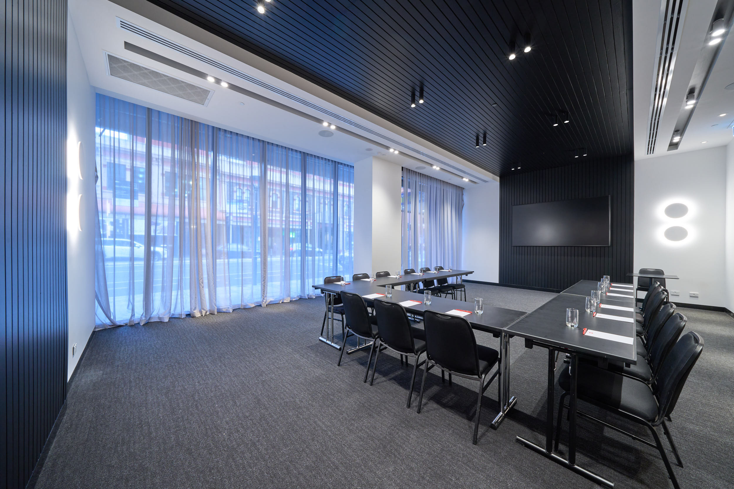 The Junction Room  0