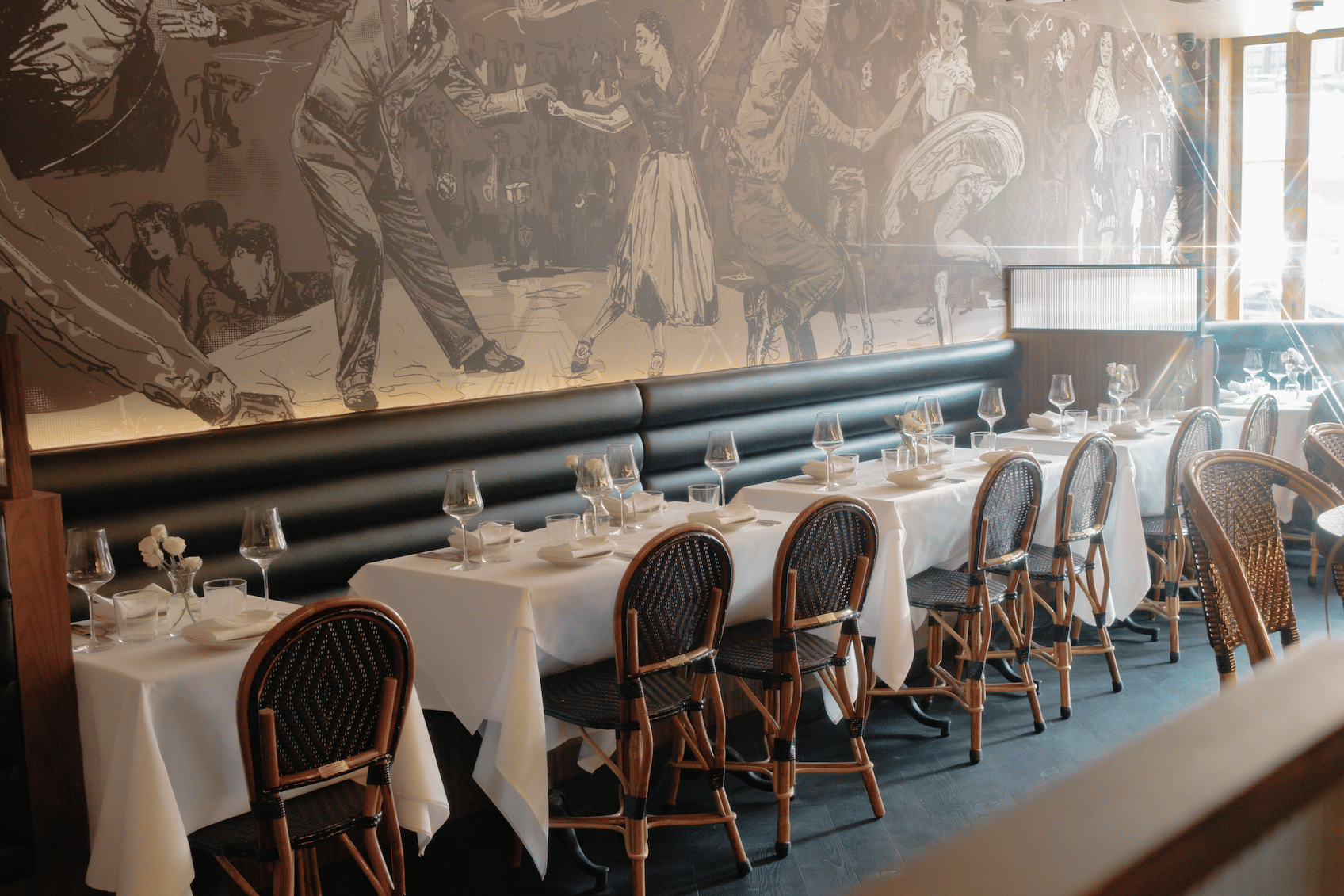 Lucky's Soho - Main Dining Room 3