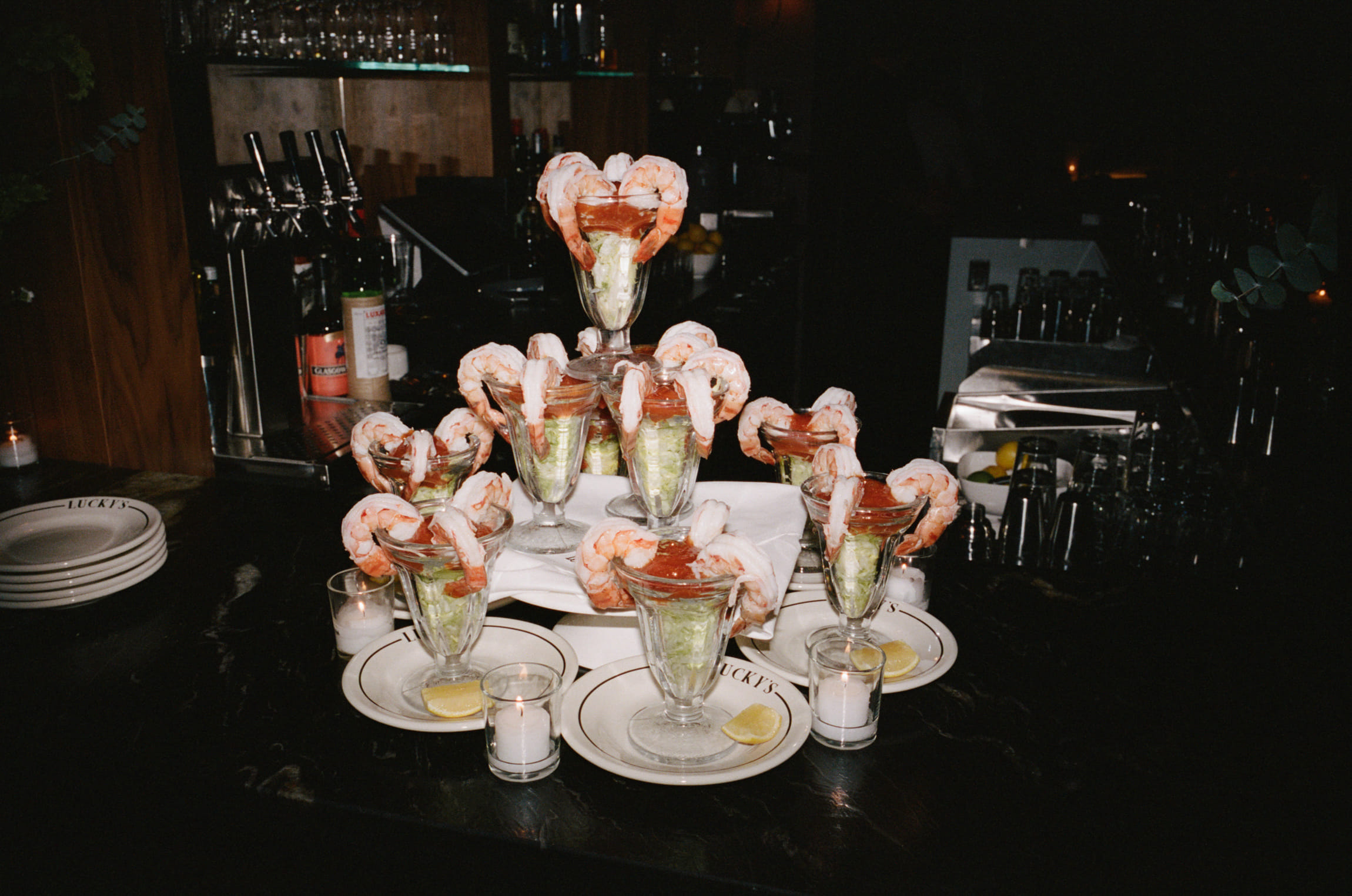 Lucky's Soho - Main Dining Room 4