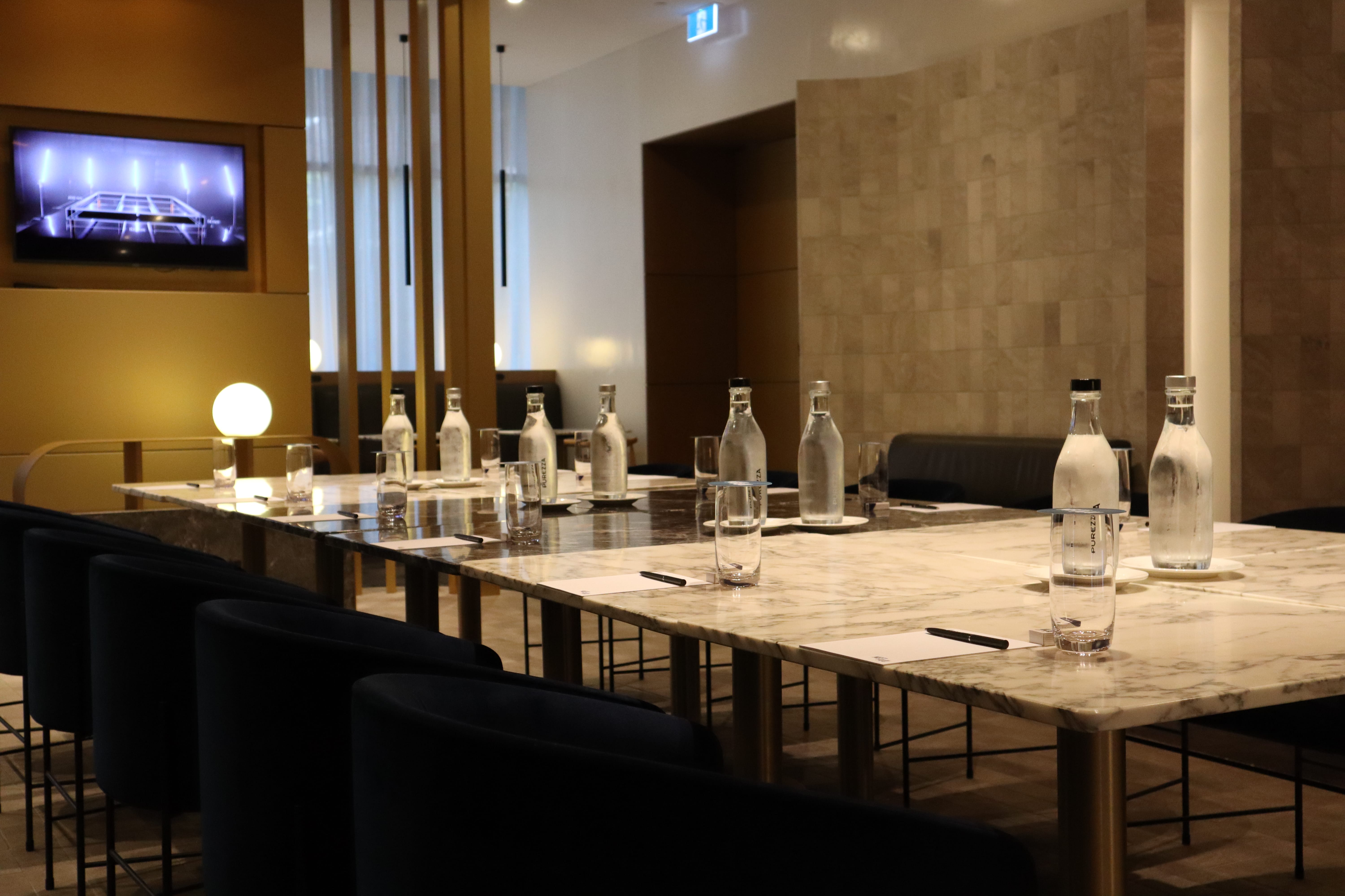 Hindmarsh Executive Club Lounge 2