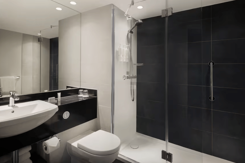 Deluxe Guest room, 1 King 2