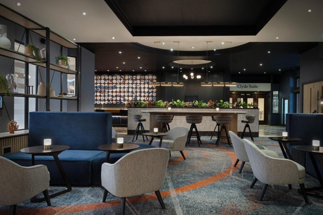 Deluxe Guest room, 1 King 3