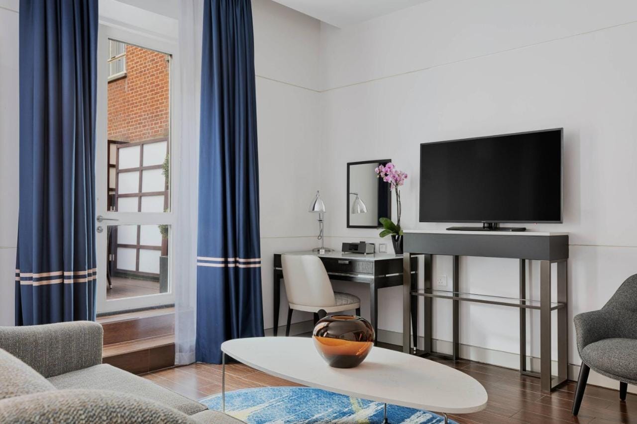 Deluxe Room, Guest room, 1 King