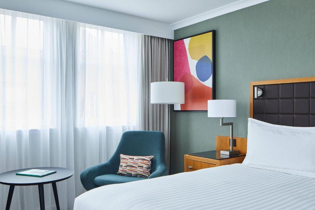 Deluxe Guest room, 1 Queen