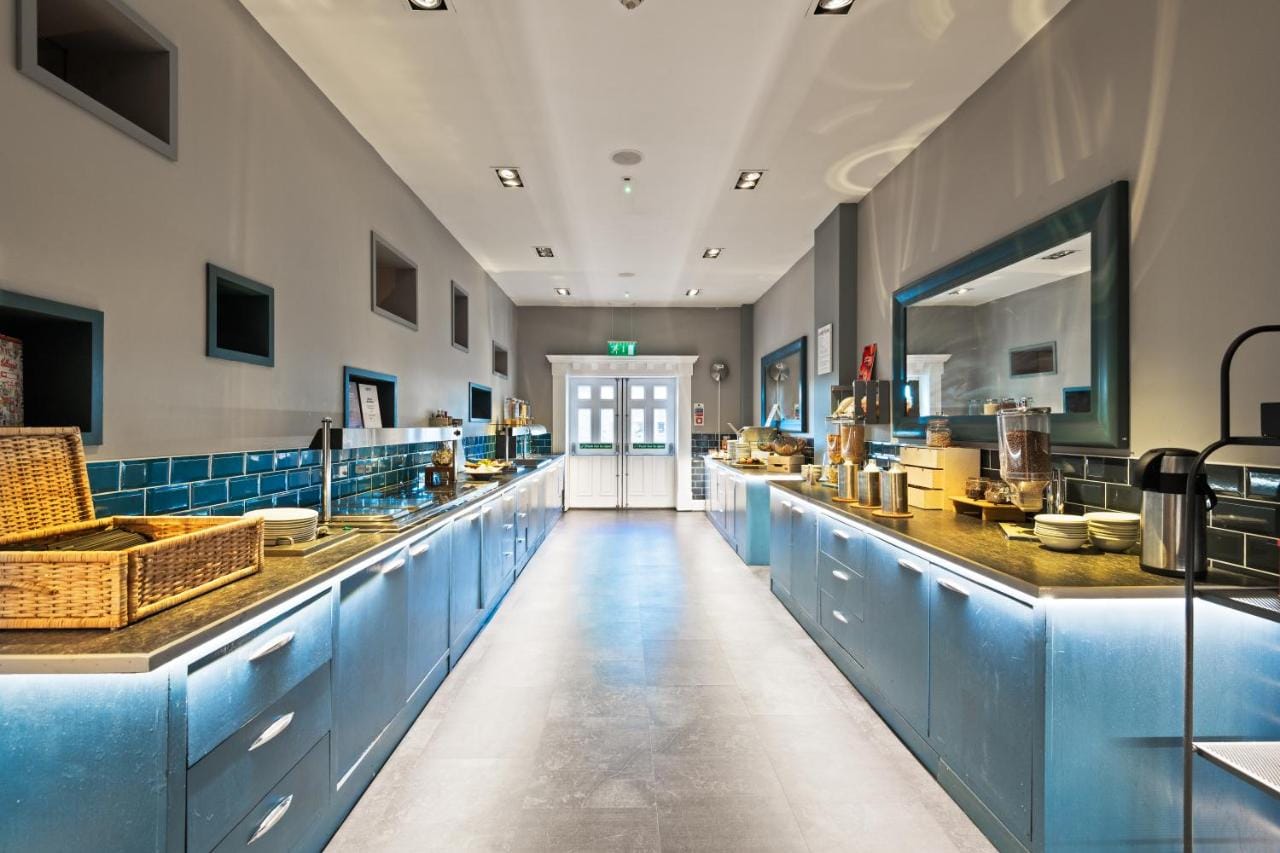 Standard Guestroom 3